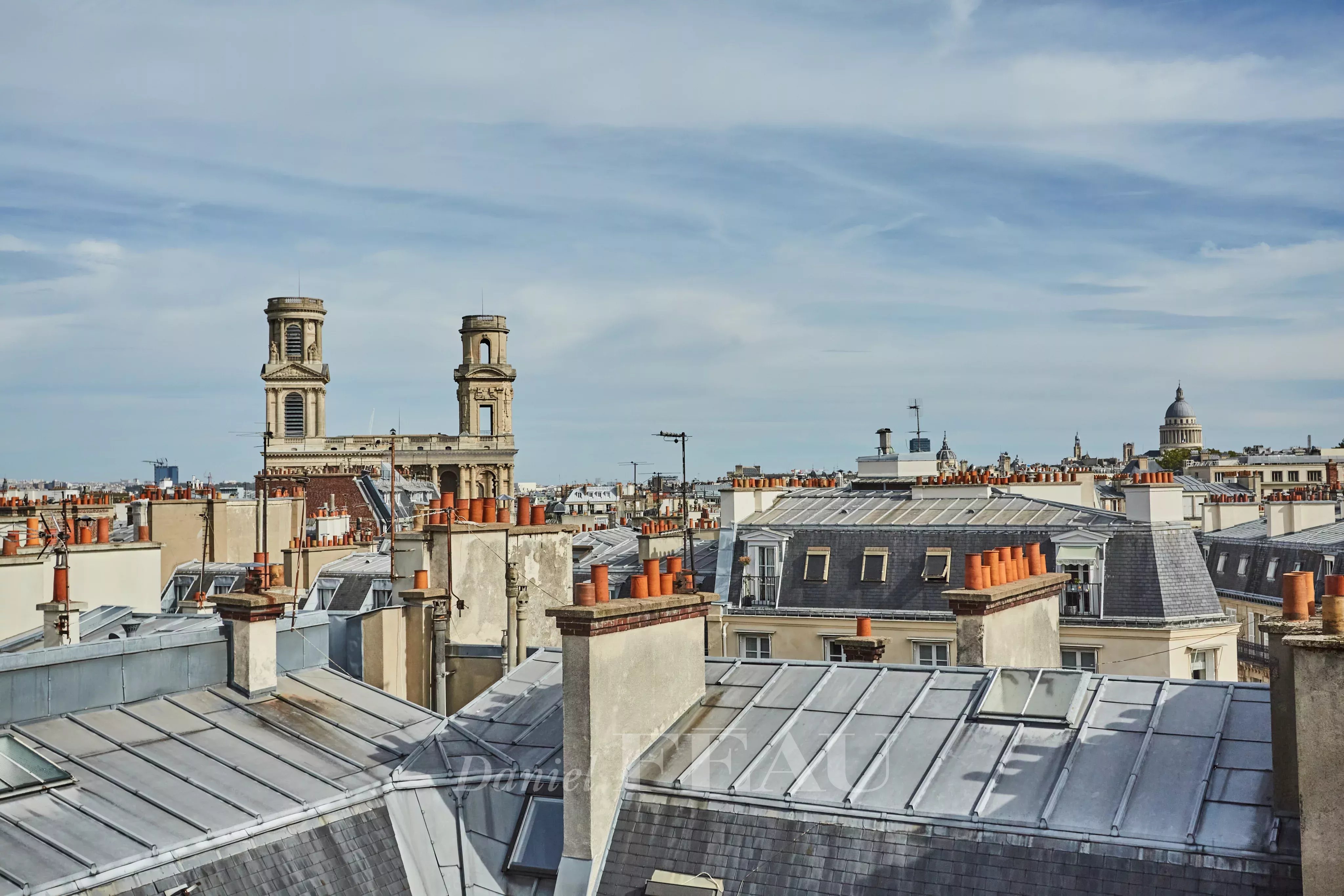 Paris 6th District – A bright pied a terre