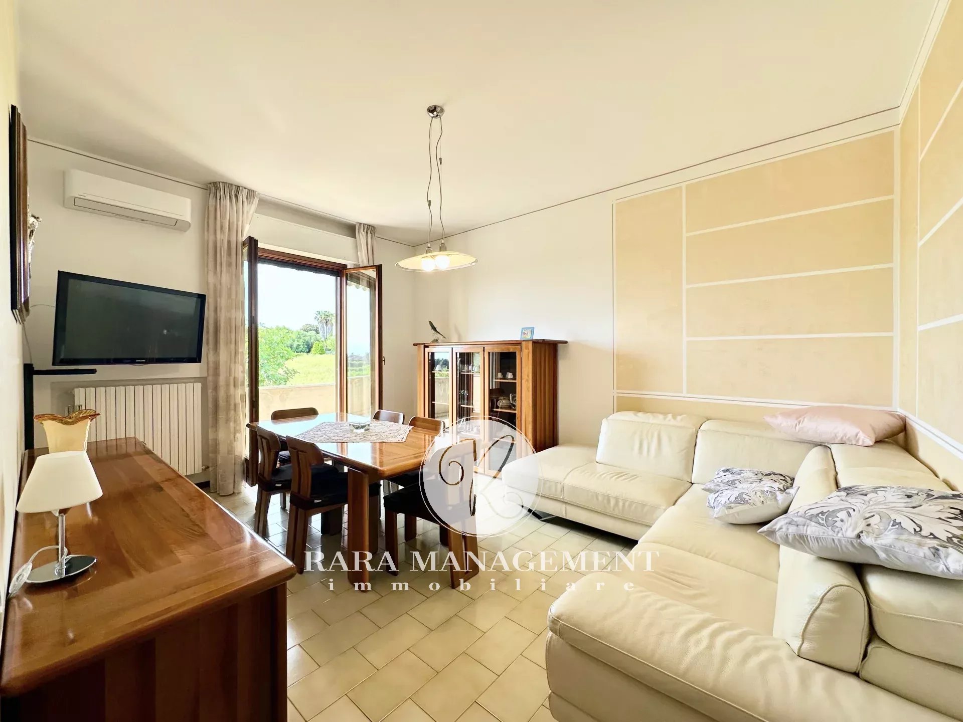 PORTO SANT'ELPIDIO, ZONA CRETAROLA | ARREDATO | NO CONDOMINIO | 2 CAMERE MATRIMONIALI | 2 BALCONI | MANSARDA | POSTO AUTO ESCLUSIVO | CORTE ESCLUSIVA | ZONA RESIDENZIALE RISERVATA E BEN SERVITA |