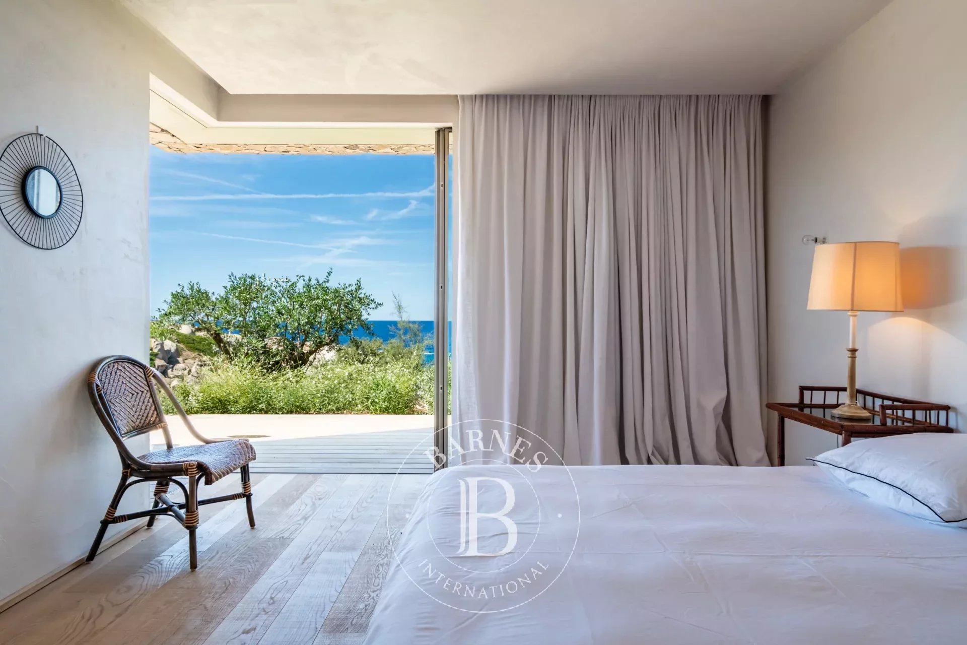 Lumio, architect-designed villa, waterfront, with sea and maquis views - picture 12 title=