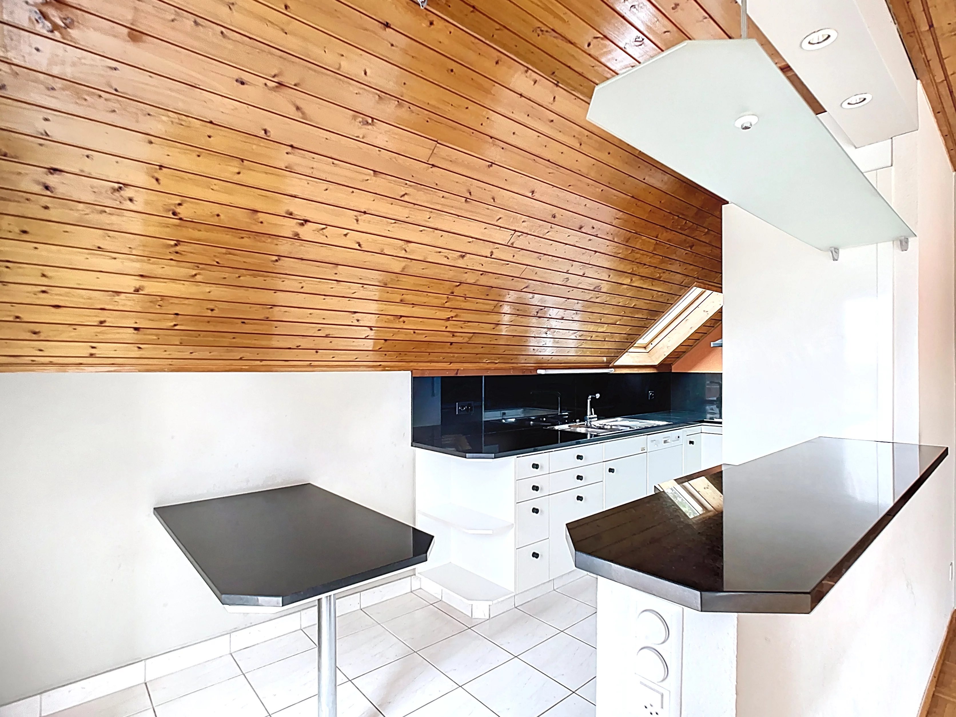 Attique au centre de St Sulpice