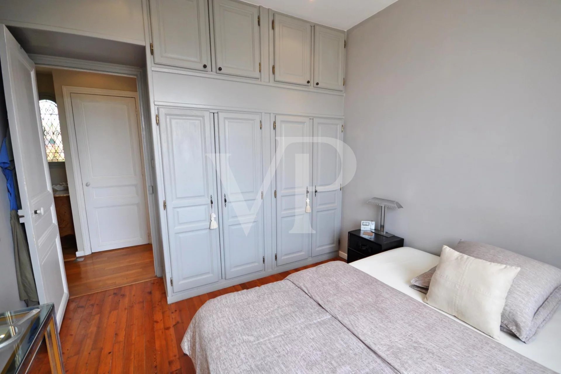 von_poll_real_estate_property_86002193_image_11