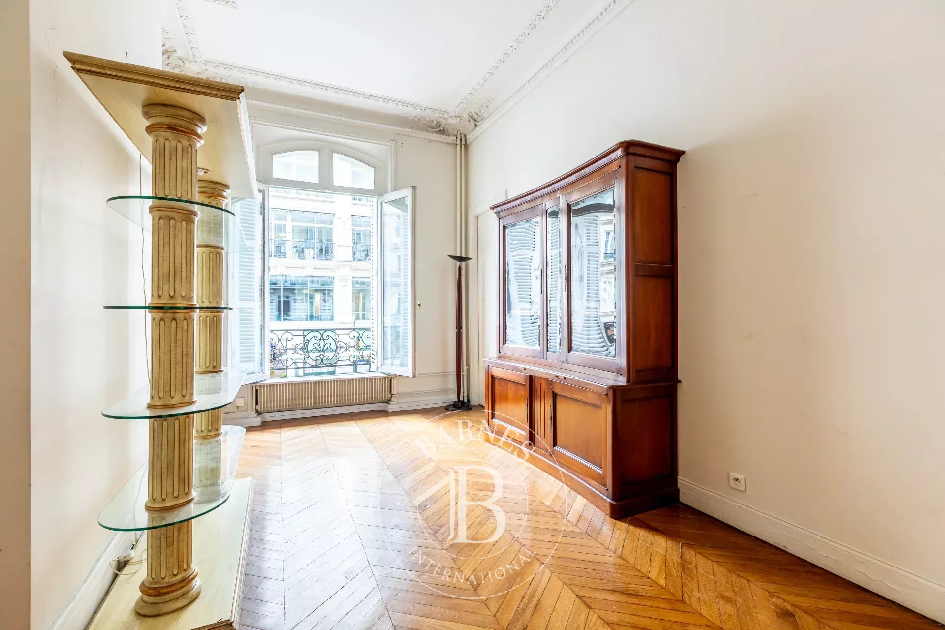 Daire Paris 8ème - picture 6