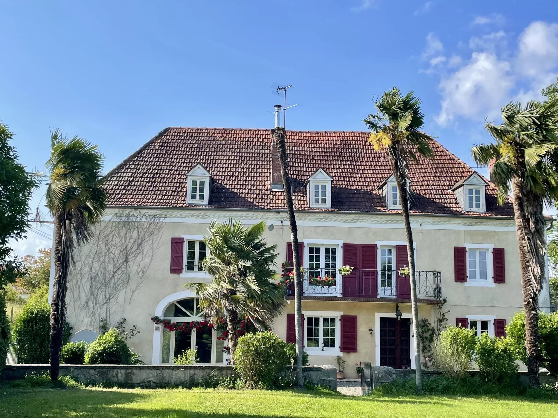 Maison de Campagne dans son écrin de verdure