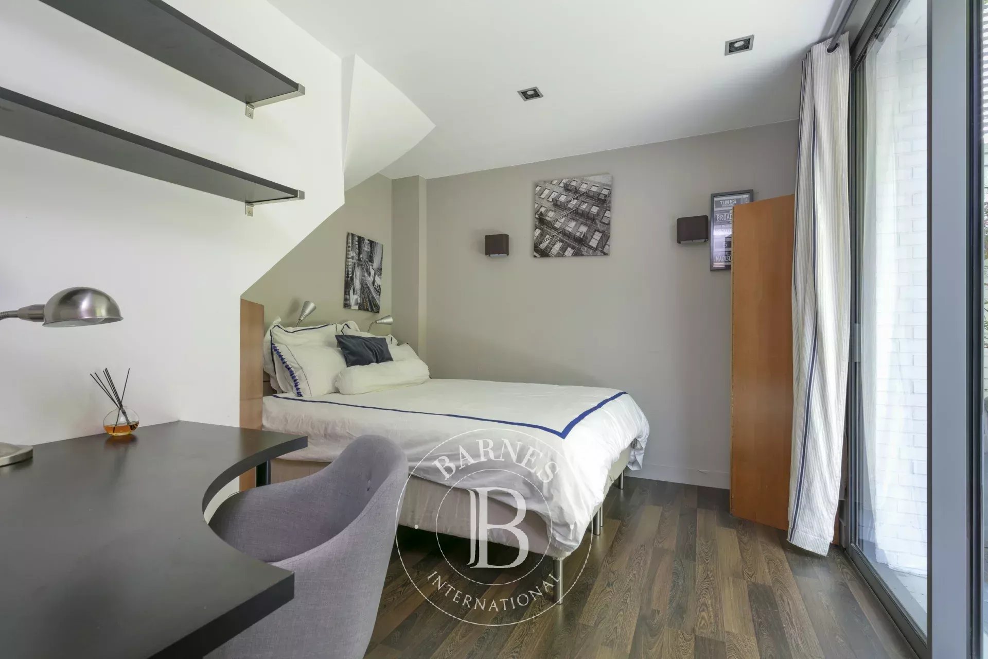 Courbevoie  - Casa 10 Cuartos 6 Habitaciones - picture 18