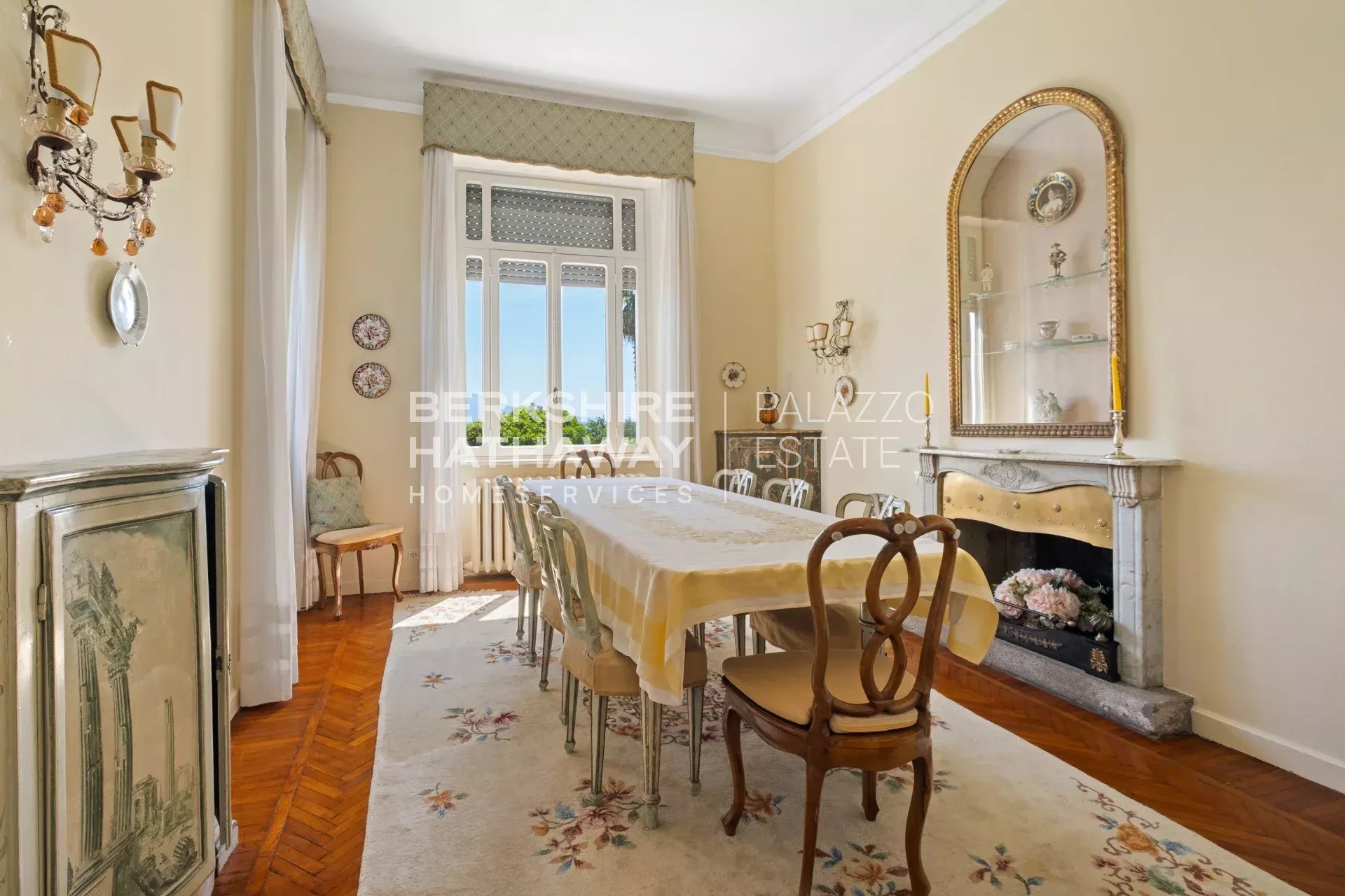 Название: Villa La Brisina — Историческая вилла с видом на Борромейский залив