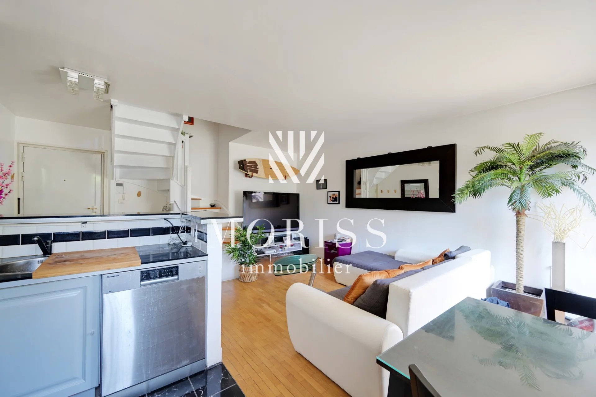 Deux pièces avec balcon - 50m2 / Nogent-Sur-Marne - Image Array