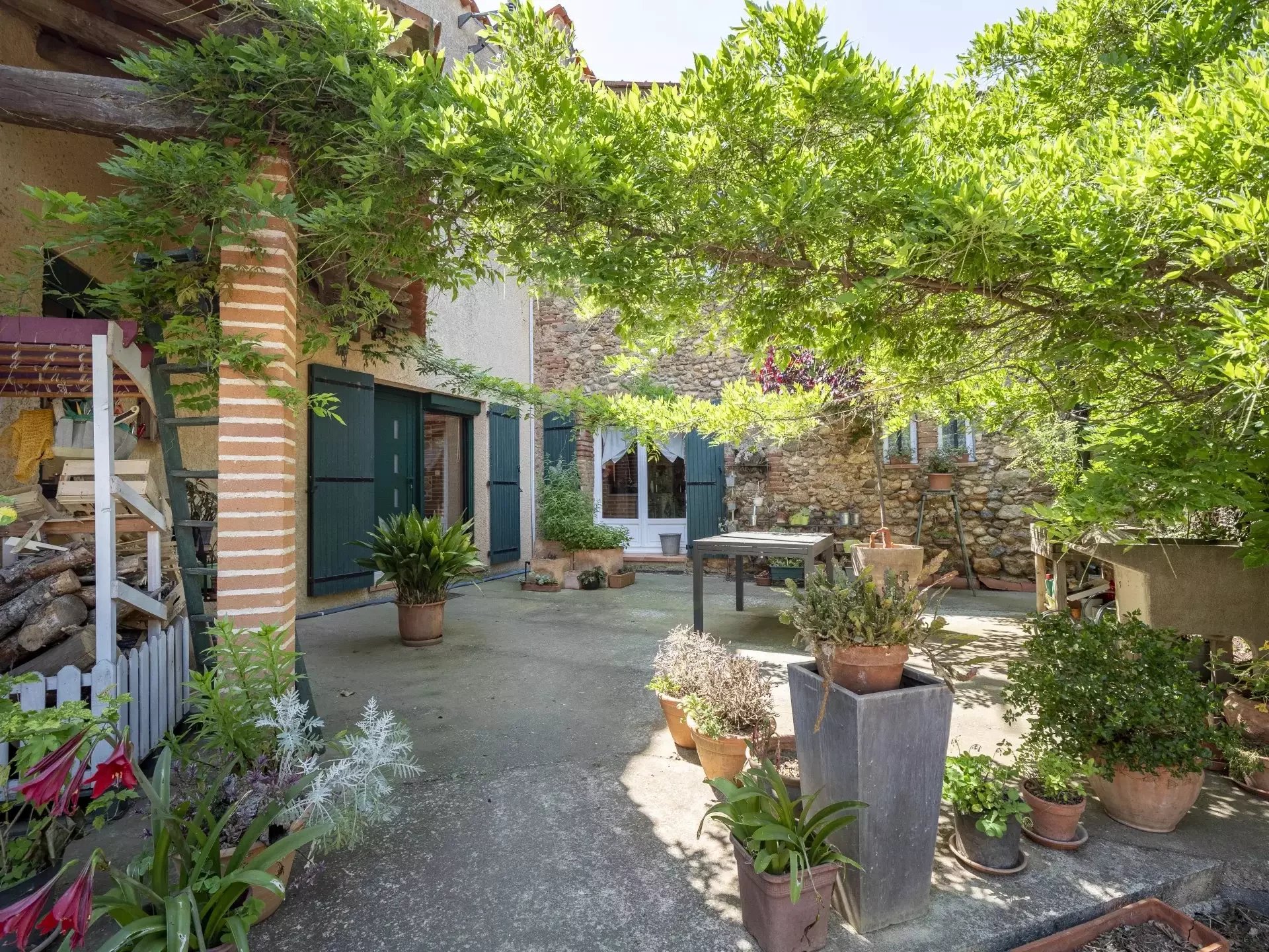 UITZONDERLIJKE MAS, ZWEMBAD, TUIN 1.1HA, THUIR