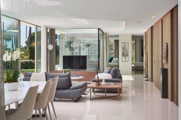 Modern Luxury Villa in Cannes: A Generational Sea-View Estate — photo 5