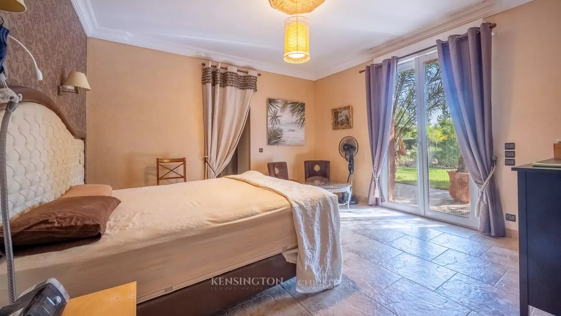 6 Bedroom Villa/Townhouse's Image 6