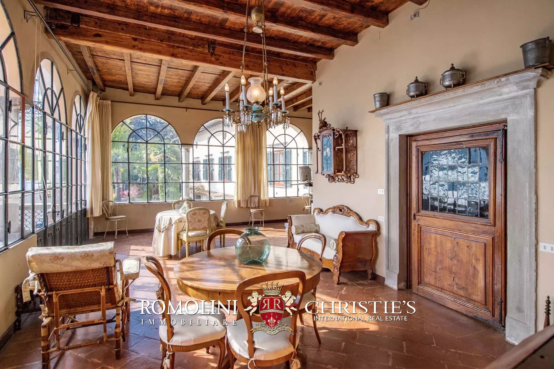 9 Bedroom Villa/Townhouse's Image 98