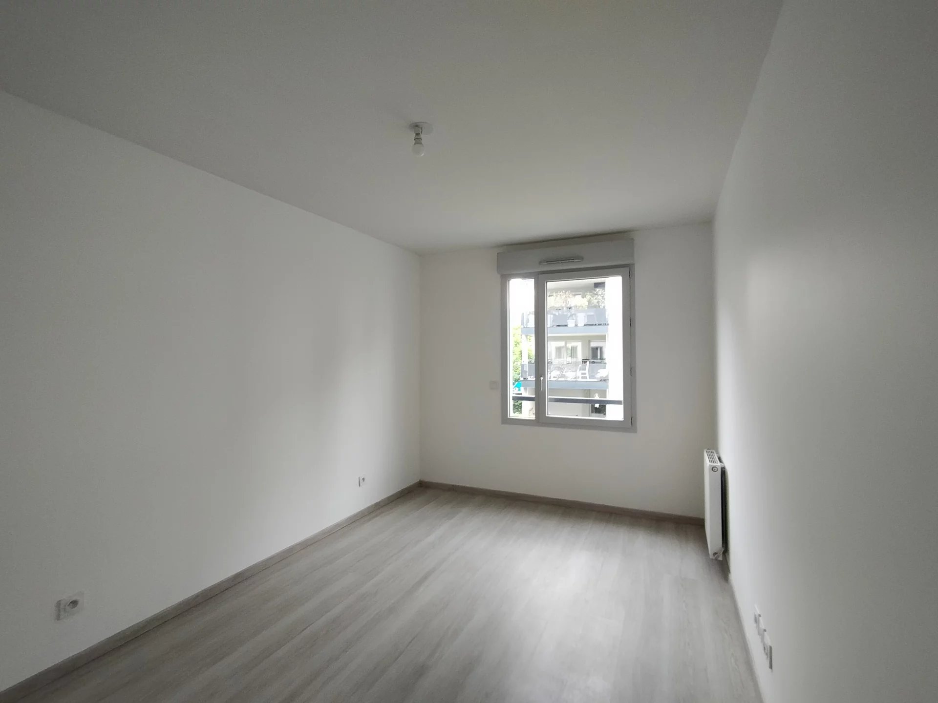 85867623 Location Lyon 9ème
