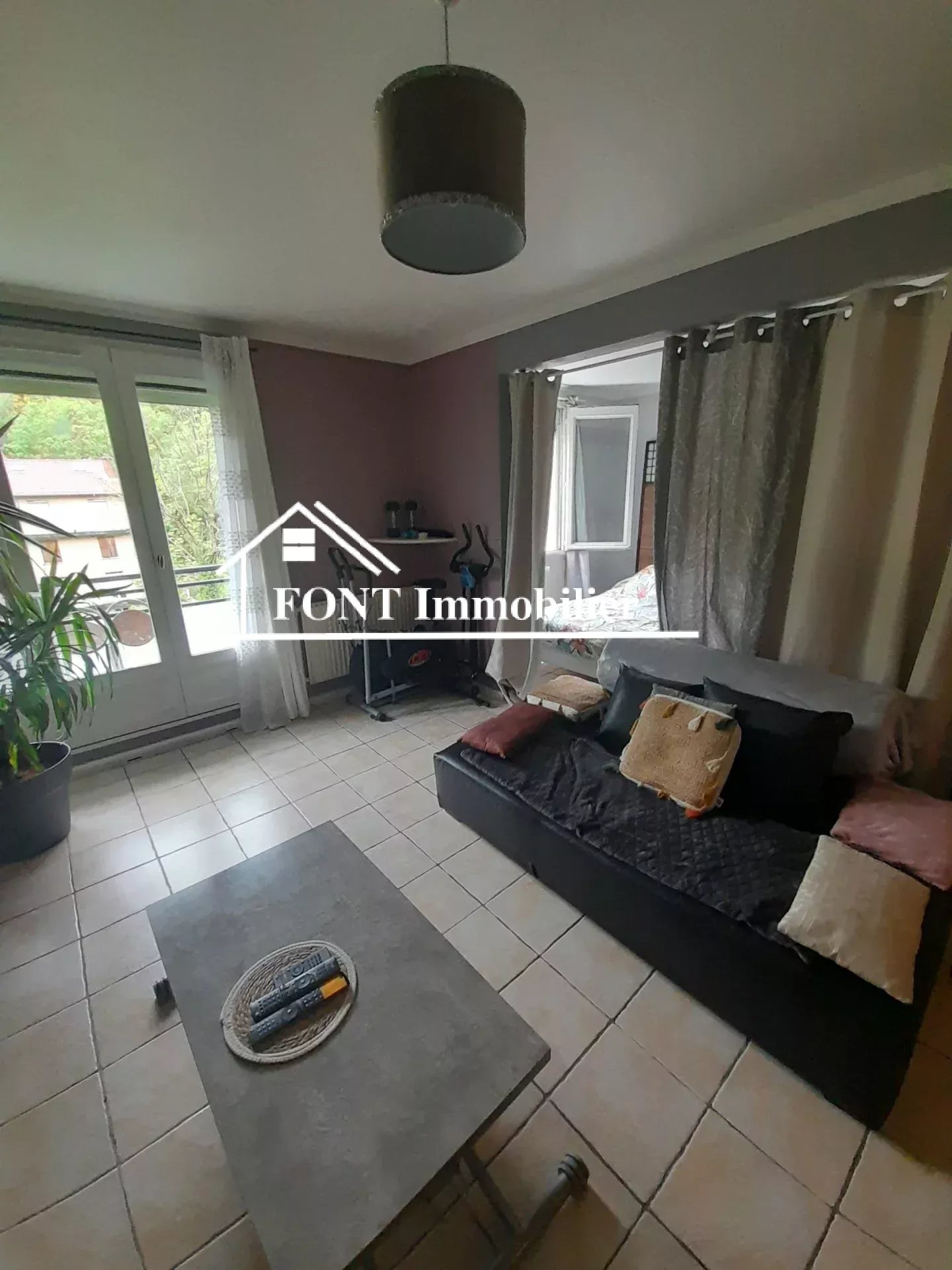 Agence immobilière de 