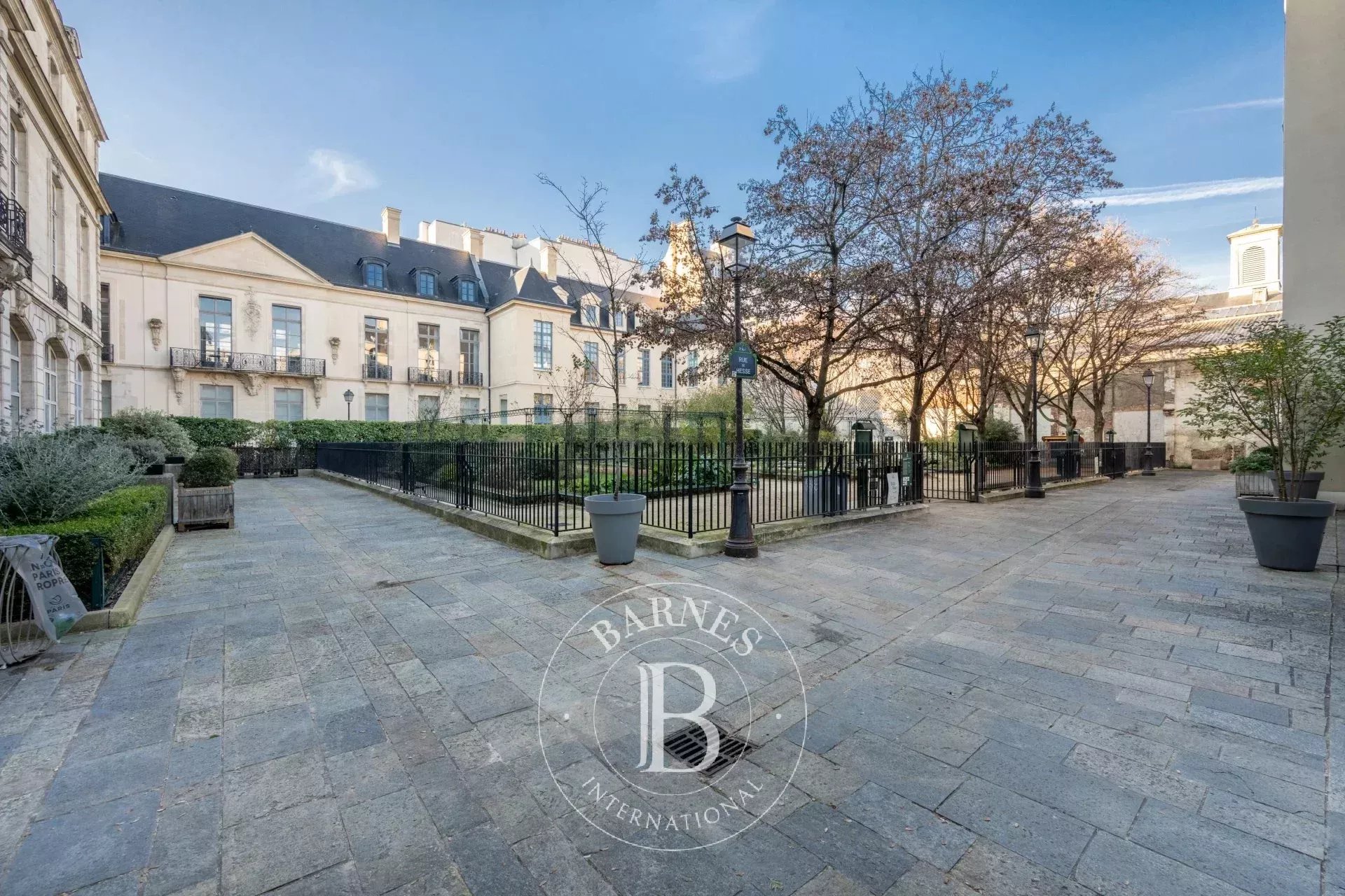 Daire Paris 3ème - picture 8