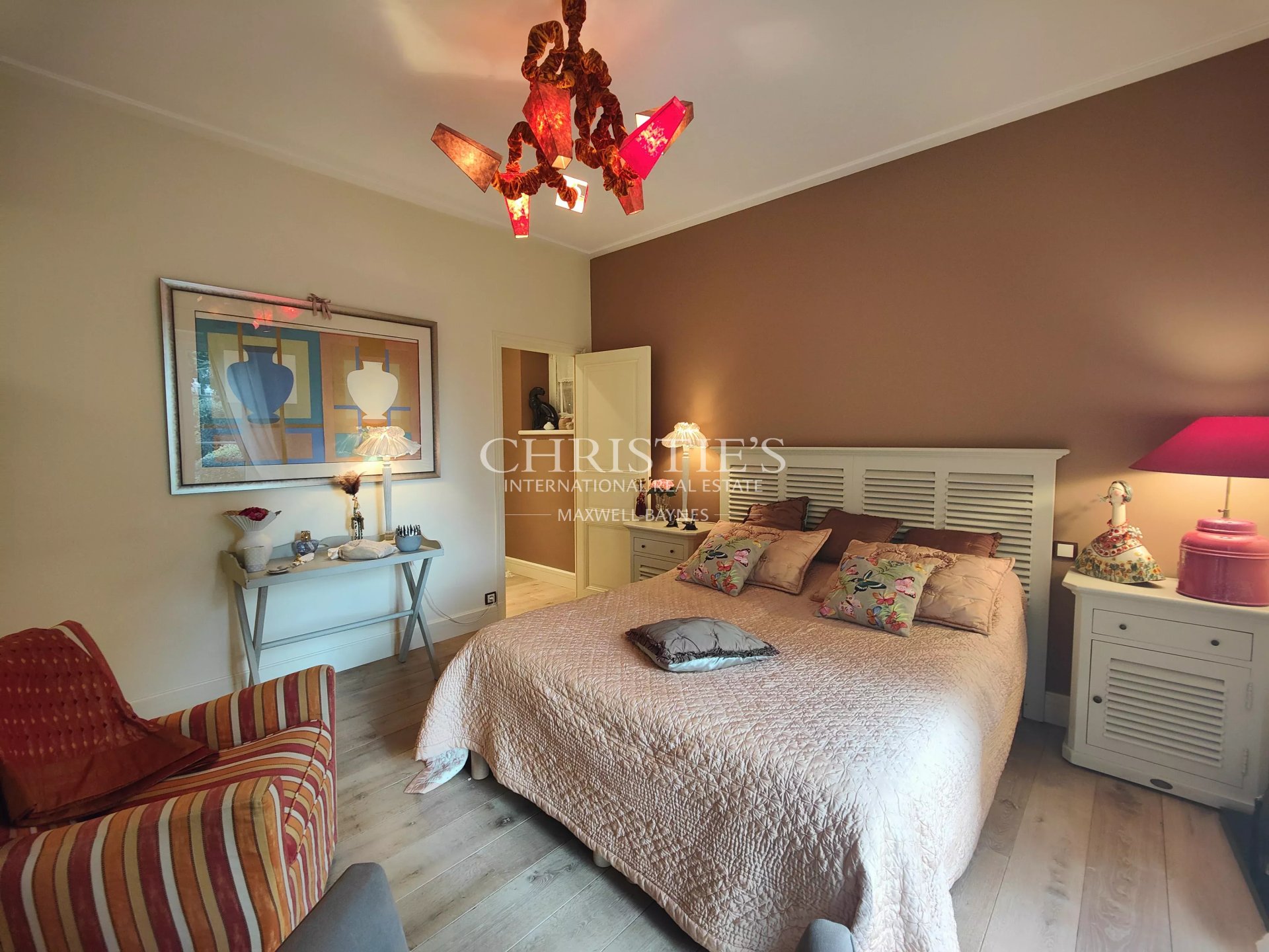 5 Bedroom Villa/Townhouse's Image 13