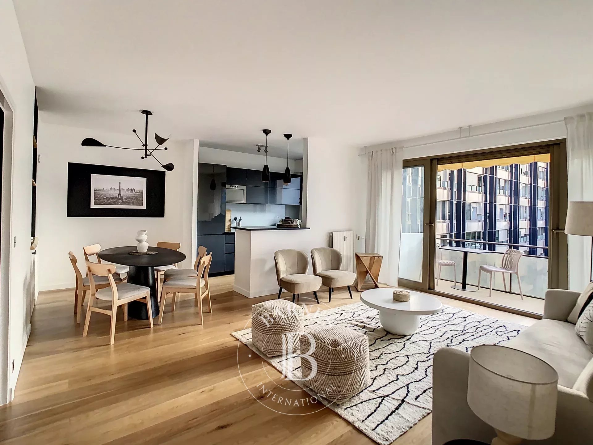 Daire Paris 8ème - picture 8