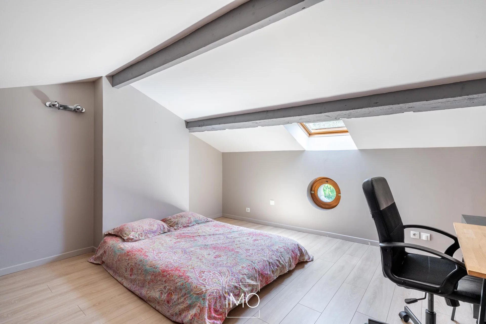 Belle maison familiale de 213 m² entièrement rénovée à Quincieux