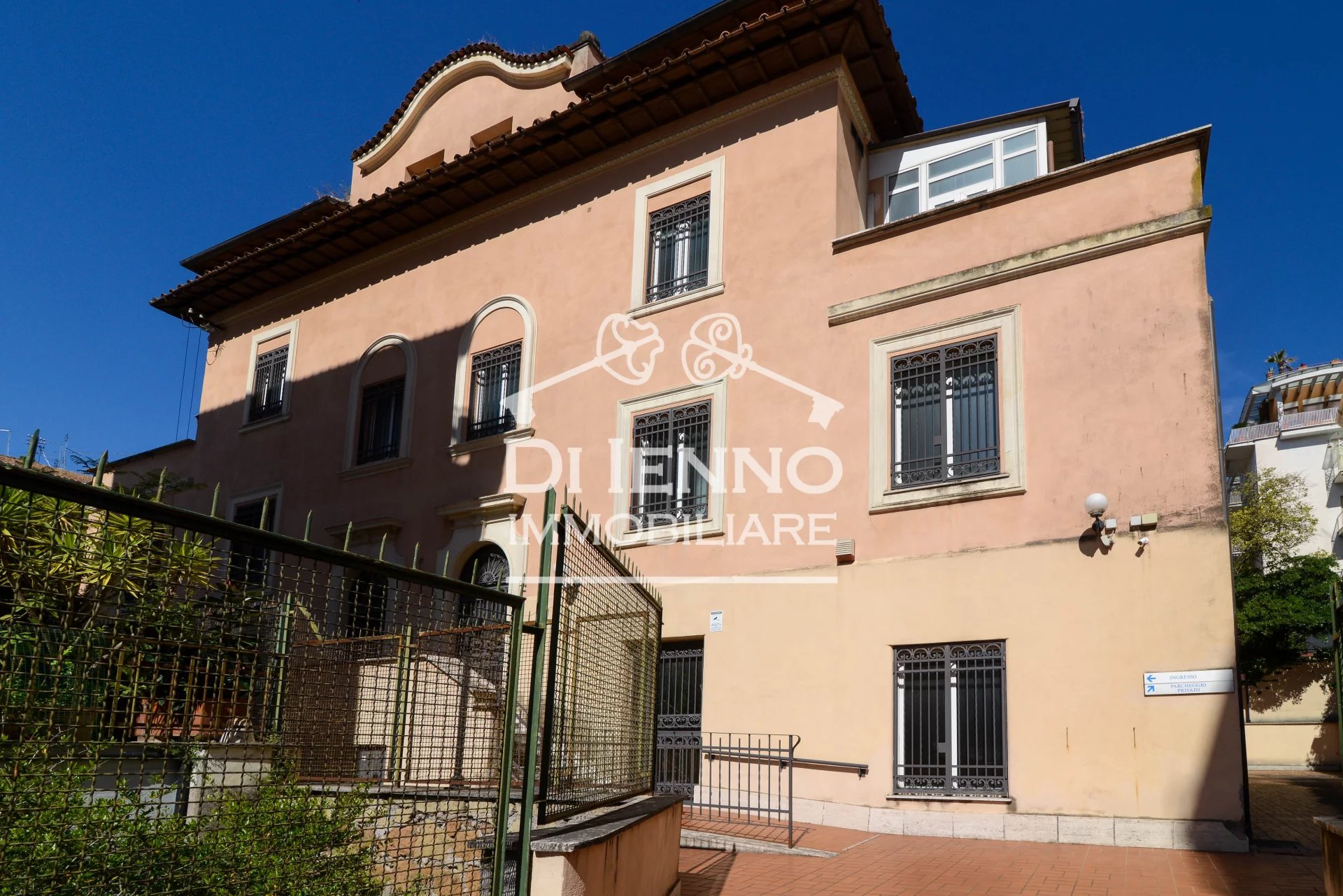 Vendita Stabile Roma