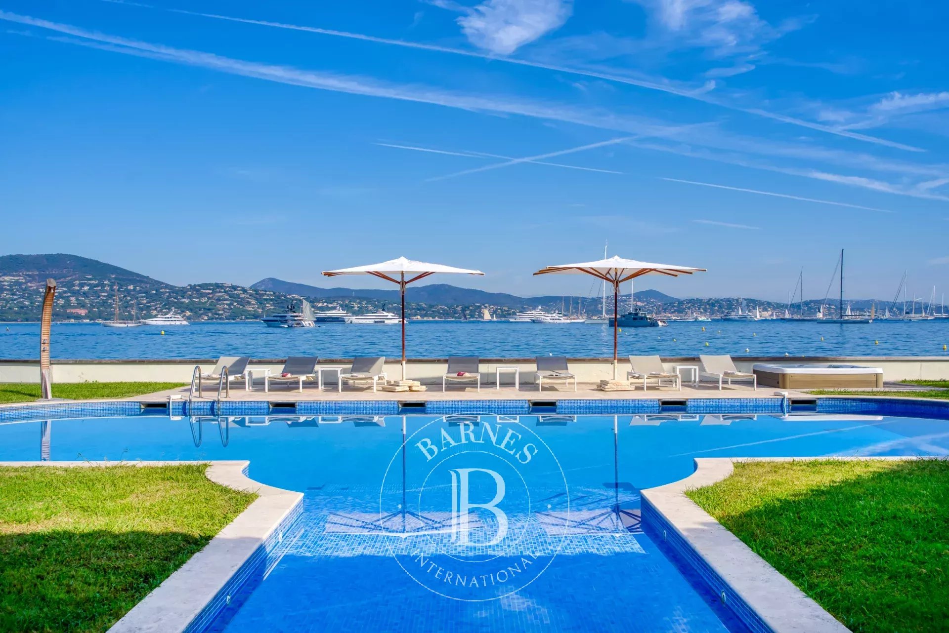 Villa Saint-Tropez  -  ref 4877894 (picture 1)
