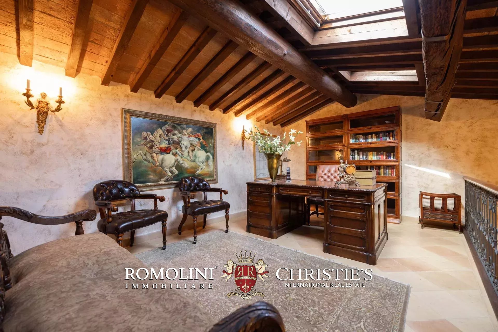 37 Bedroom Villa/Townhouse's Image 195
