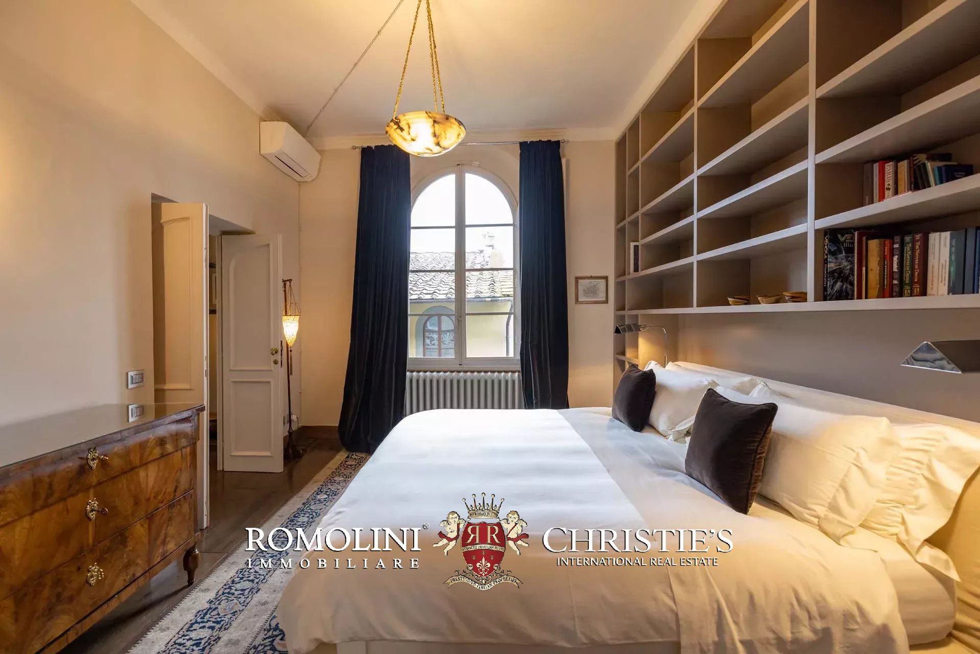 16 Bedroom Villa/Townhouse's Image 61
