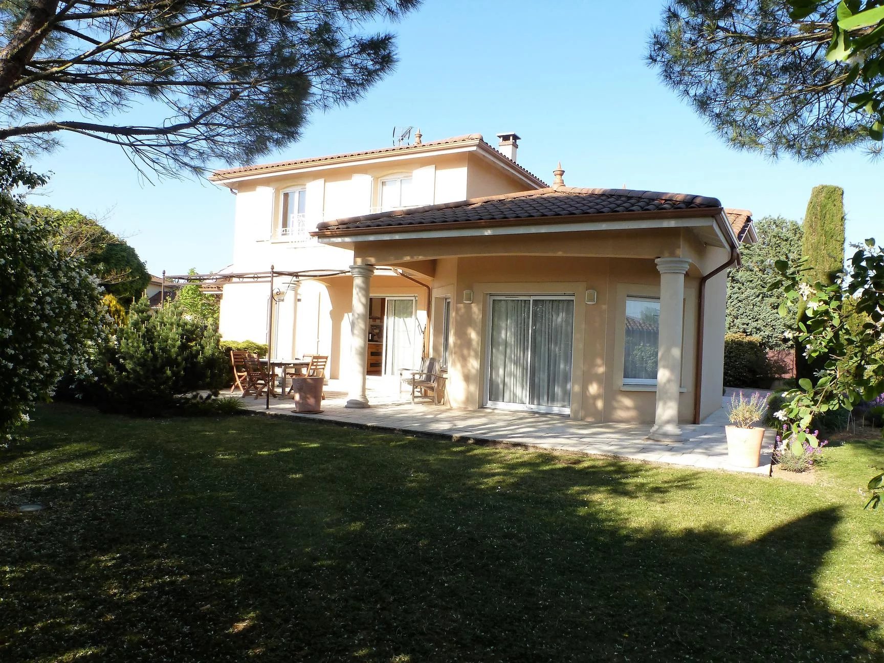 MAISON RECENTE CENTRE DARDILY LE BAS
