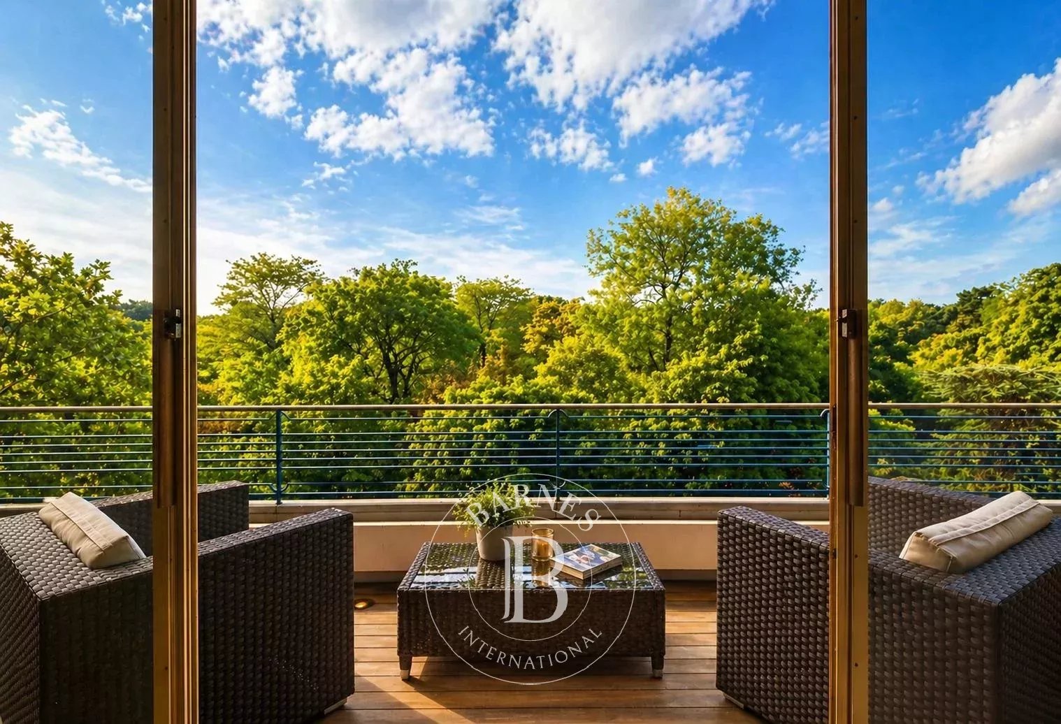 Apartment Neuilly-sur-Seine  -  ref 86954438 (picture 1)