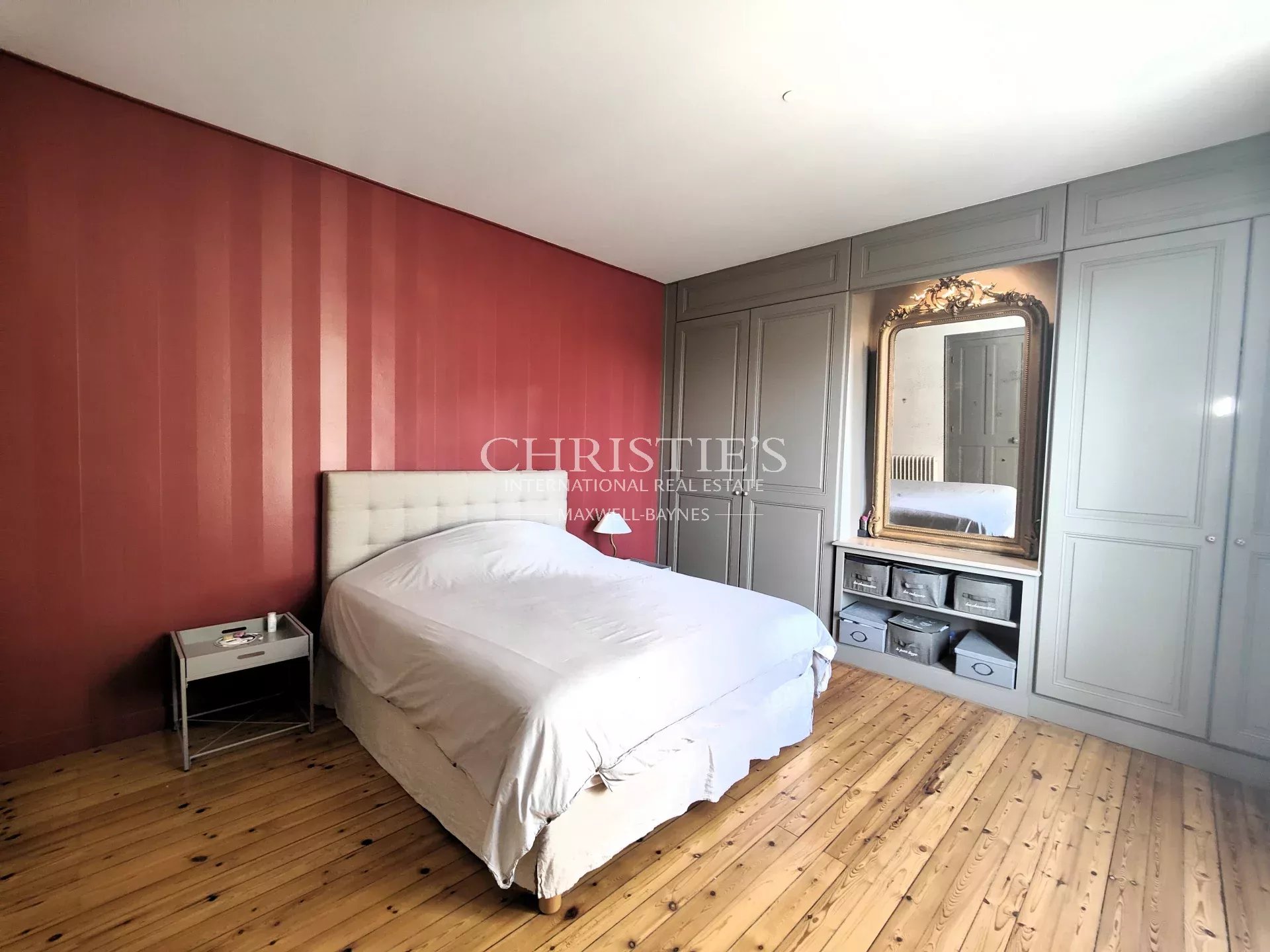 5 Bedroom Villa/Townhouse's Image 9