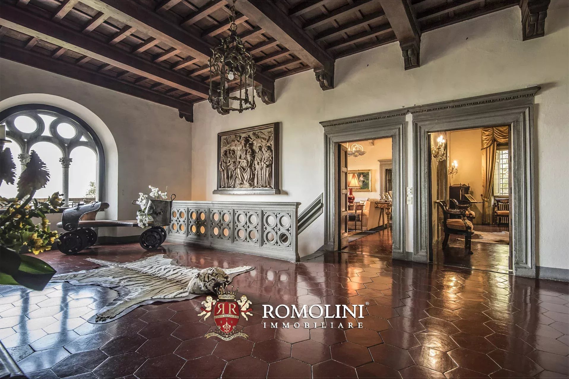 8 Bedroom Villa/Townhouse's Image 20