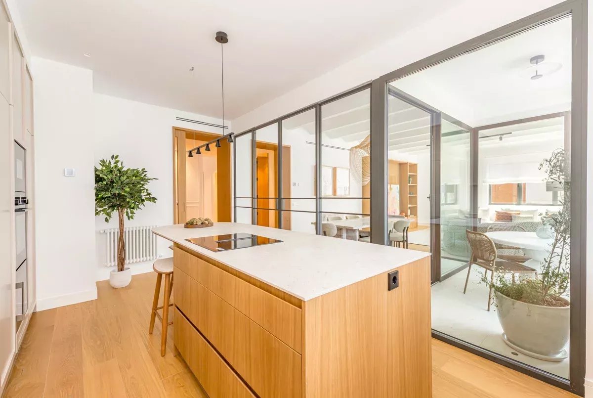 Appartement exclusif de 241 m² avec terrasse dans le quartier de Salamanca - picture 27 title=