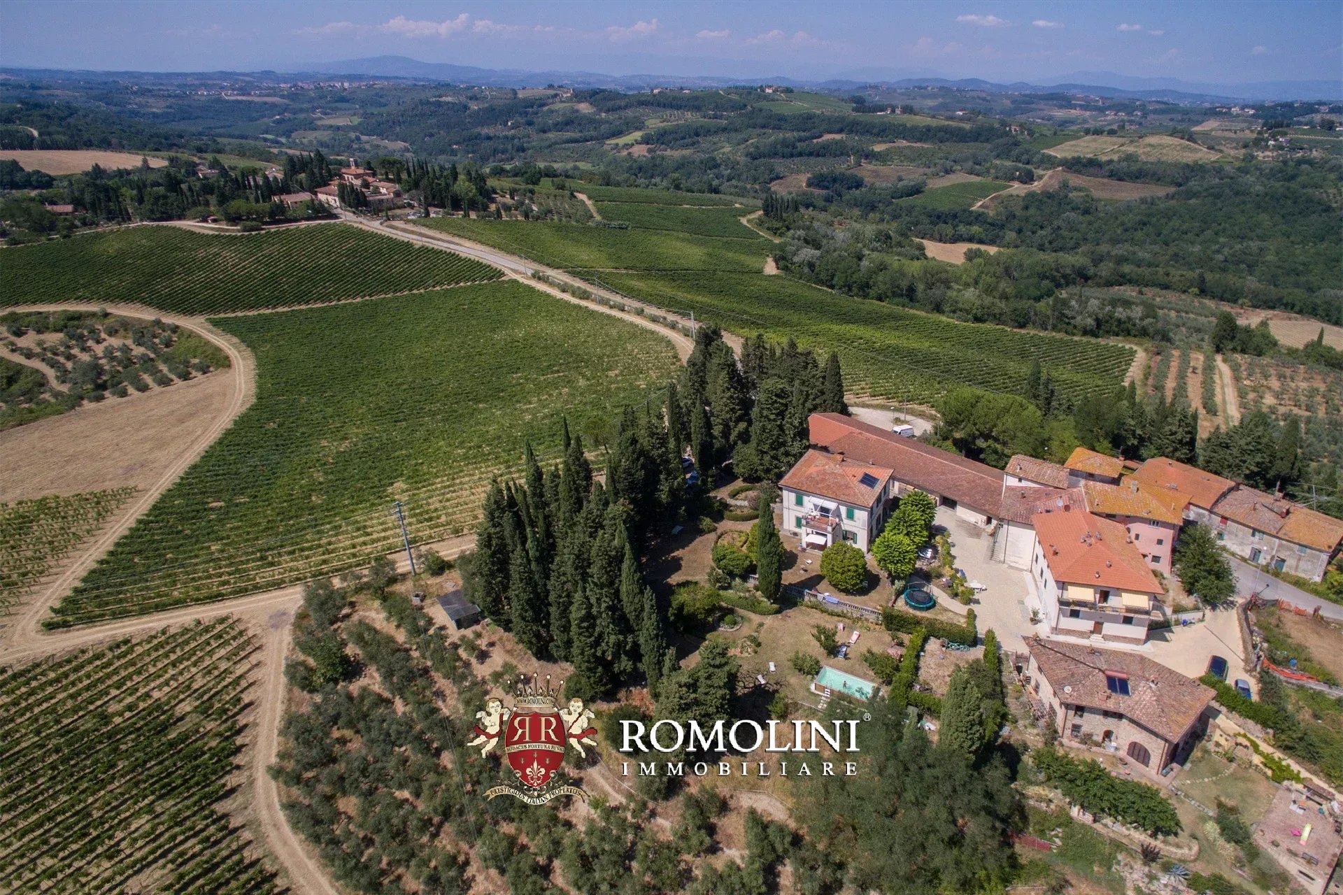 5 Bedroom Vineyard's Image 8