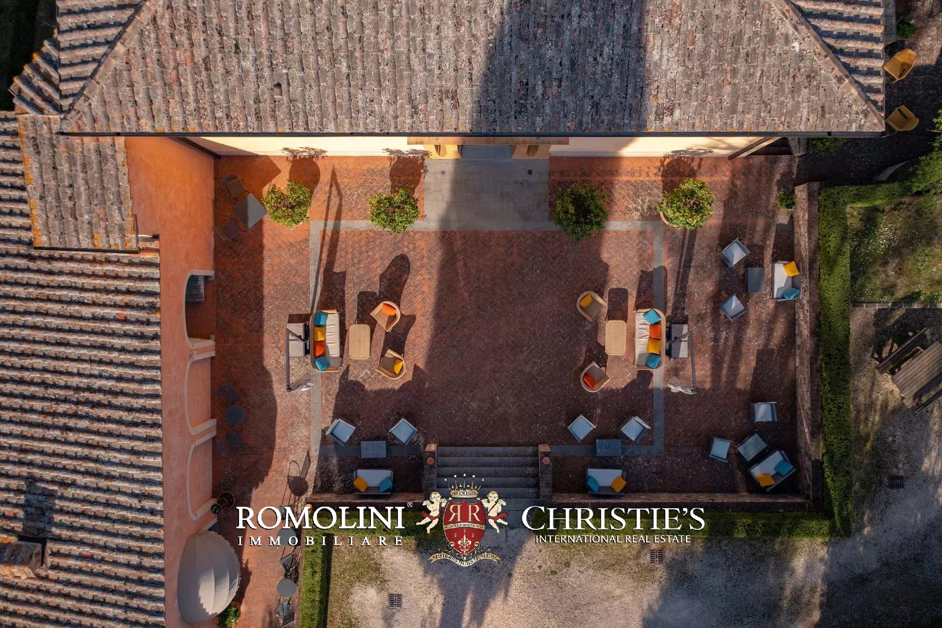 31 Bedroom Villa/Townhouse's Image 49