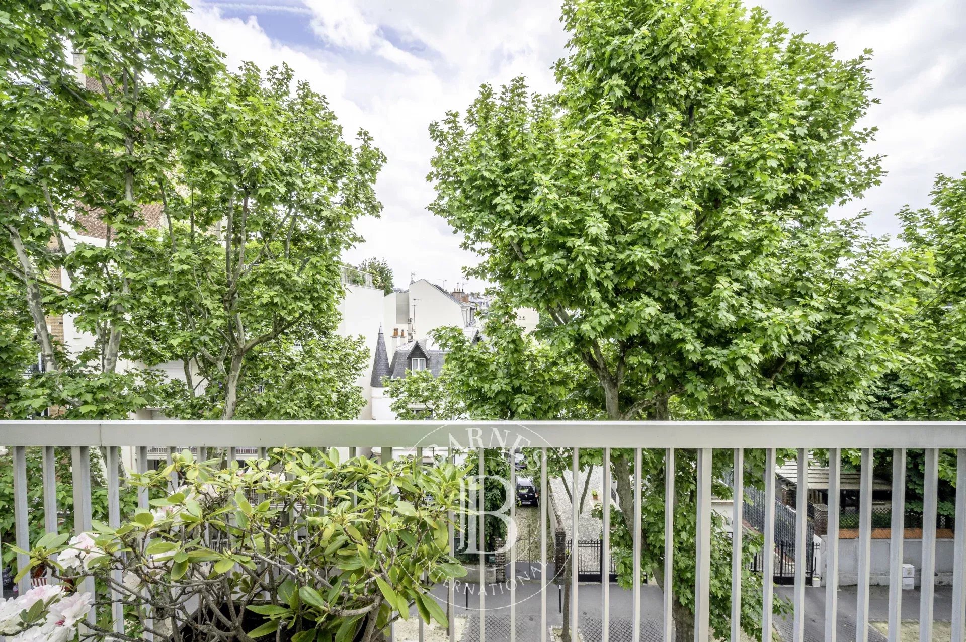 Daire Neuilly-sur-Seine - picture 10 title=