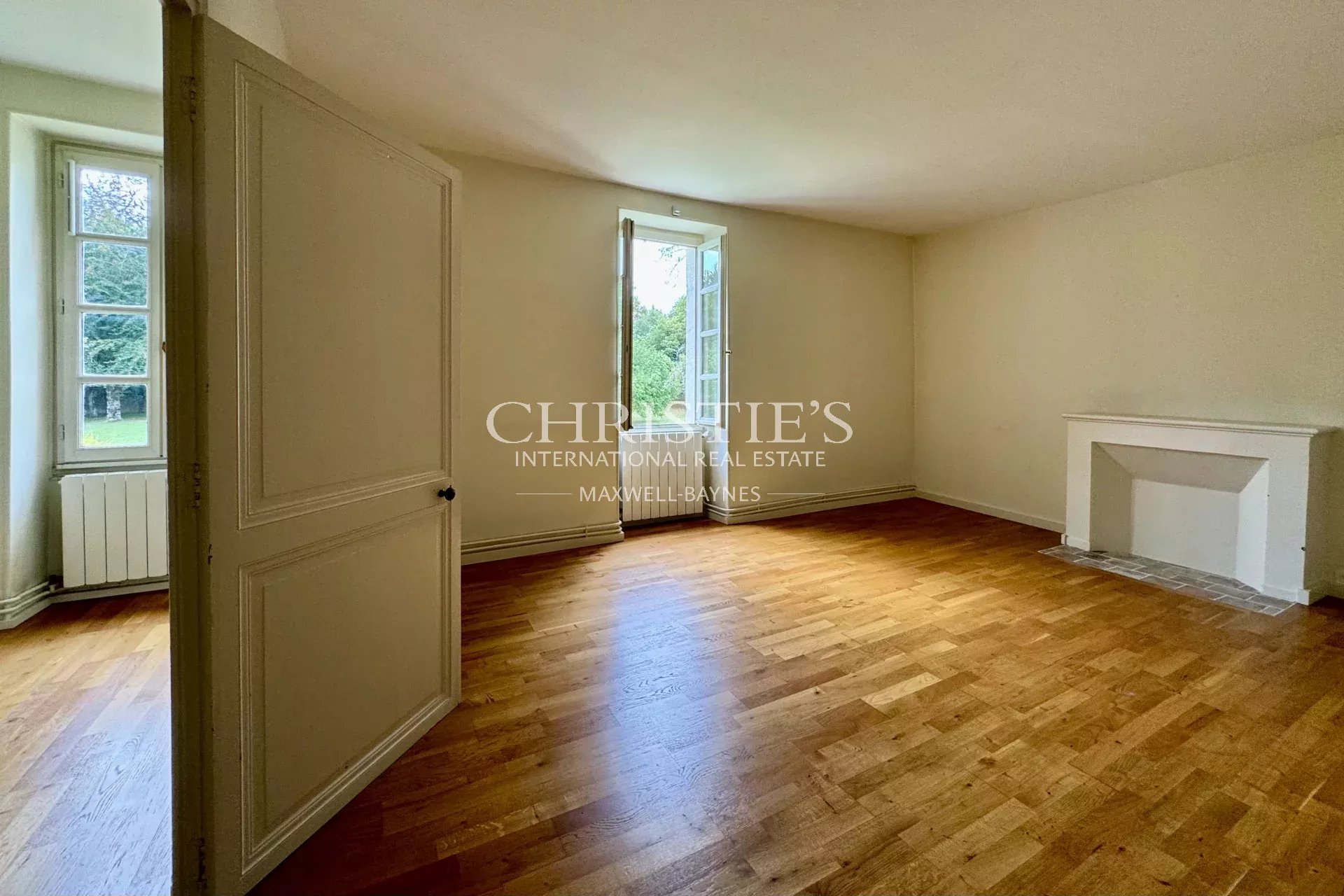 11 Bedroom Villa/Townhouse's Image 18