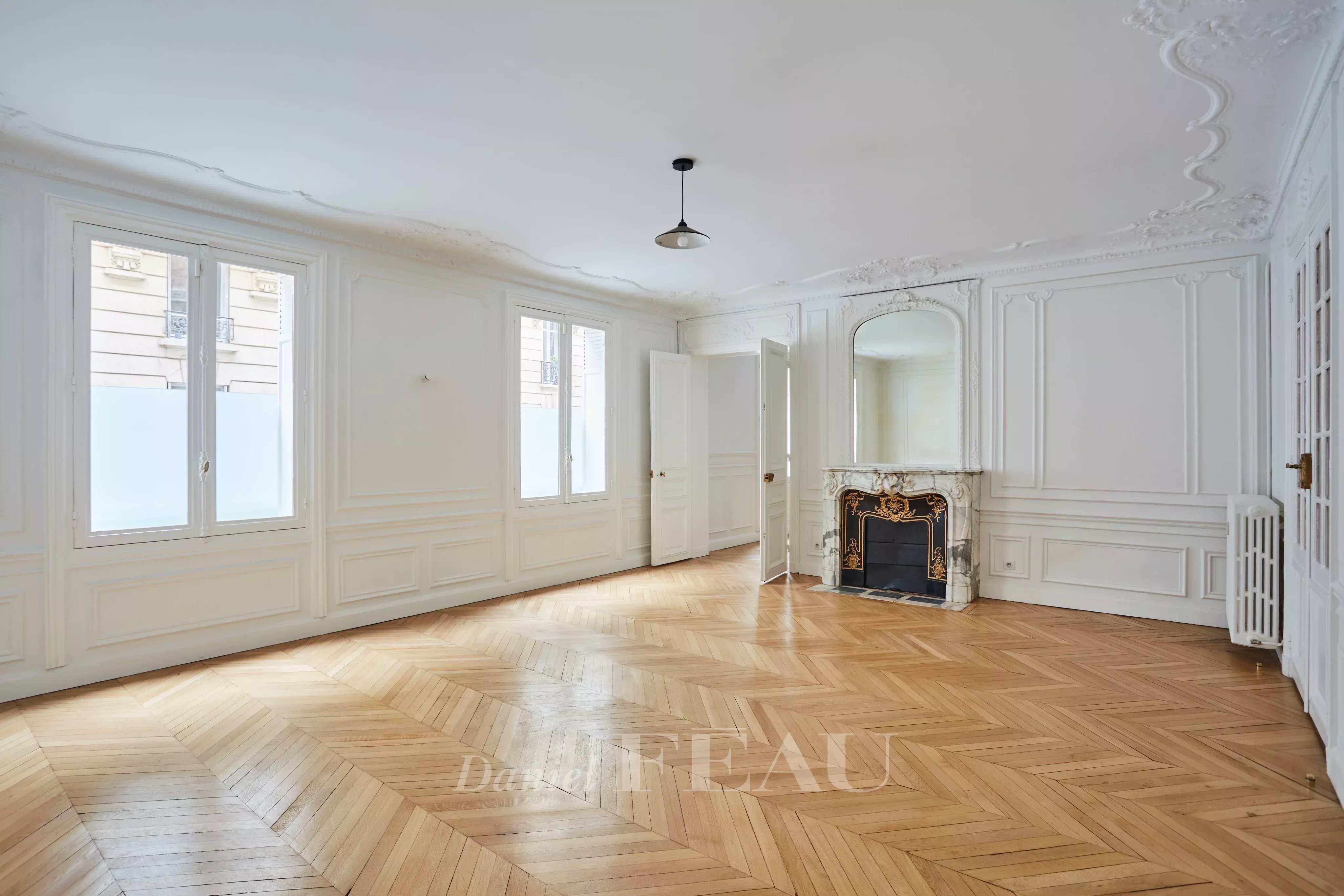 Living room, fireplace