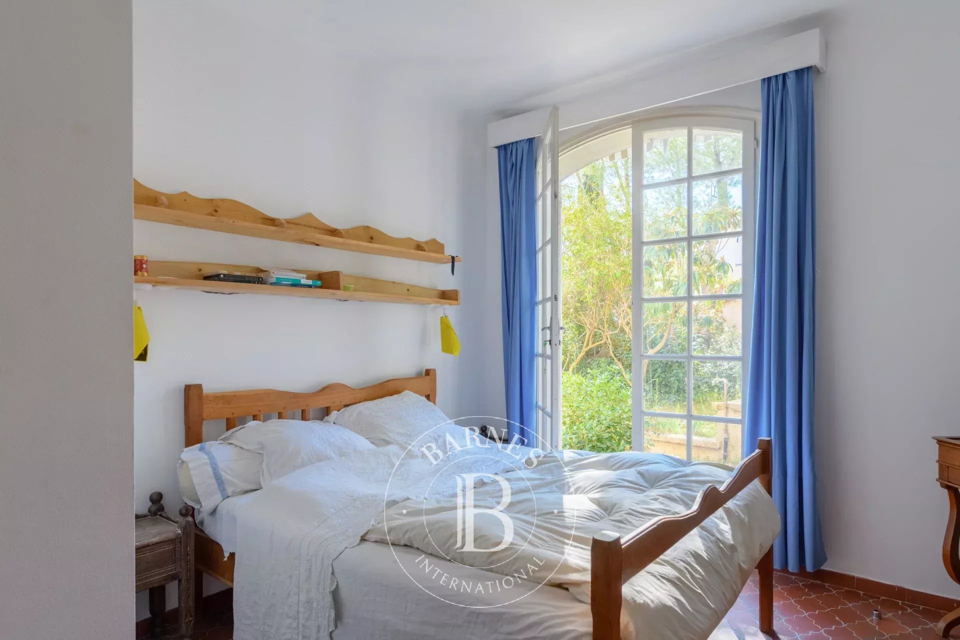 Villa Sausset-les-Pins - picture 13