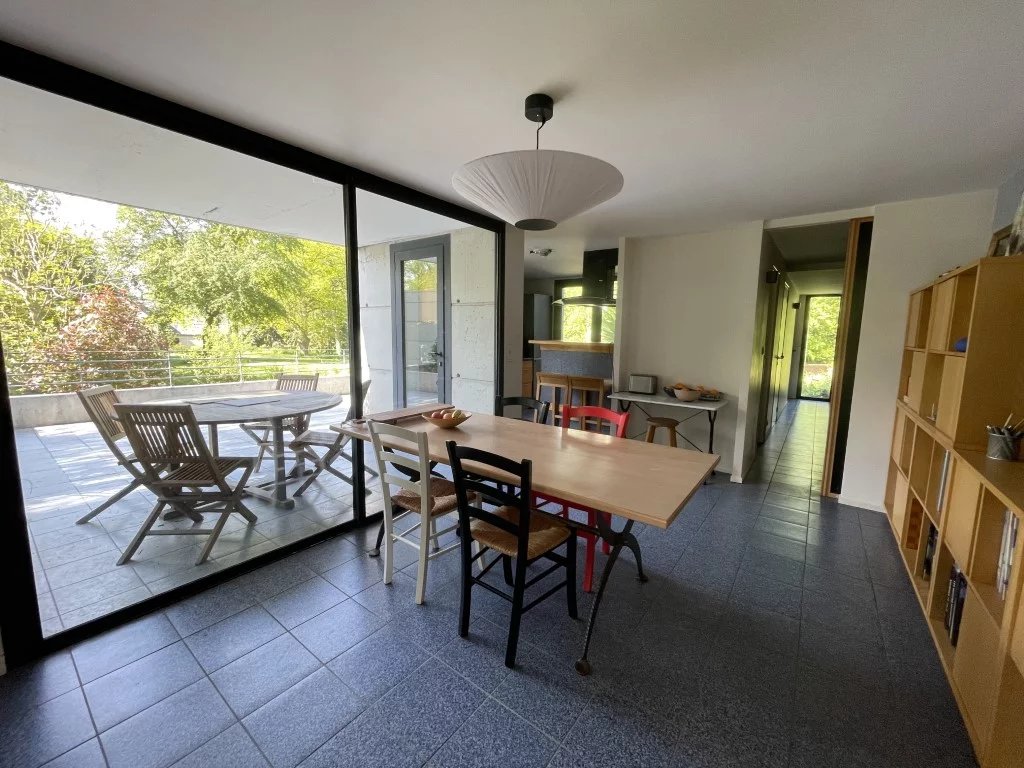 Maison d’Architecte –BORDS DE RANCE –