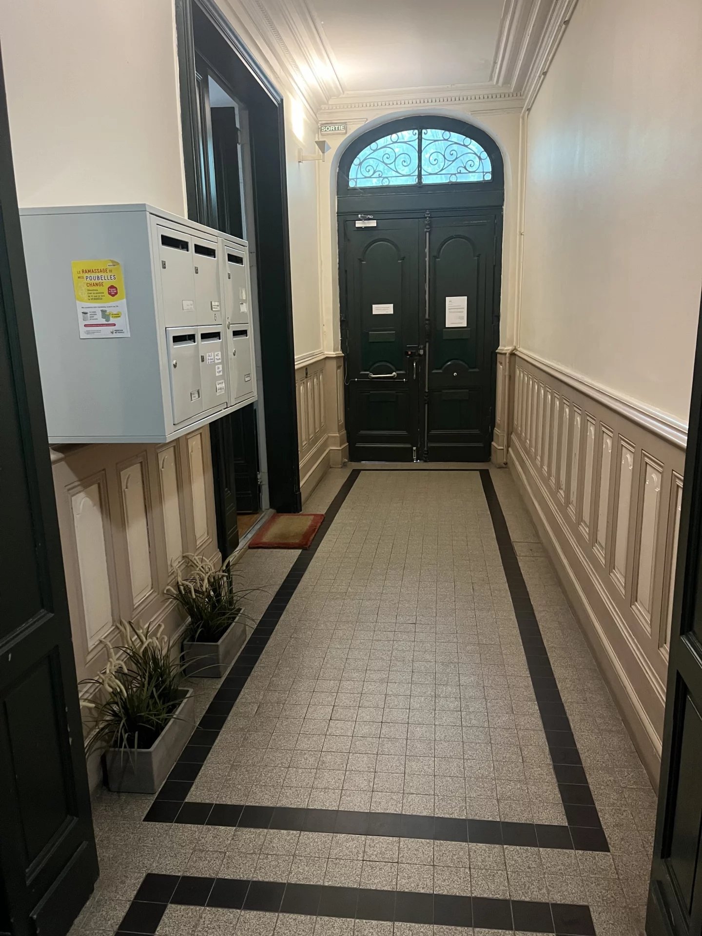 BUREAUX 32 m2 ALLEE D'ORLEANS BORDEAUX