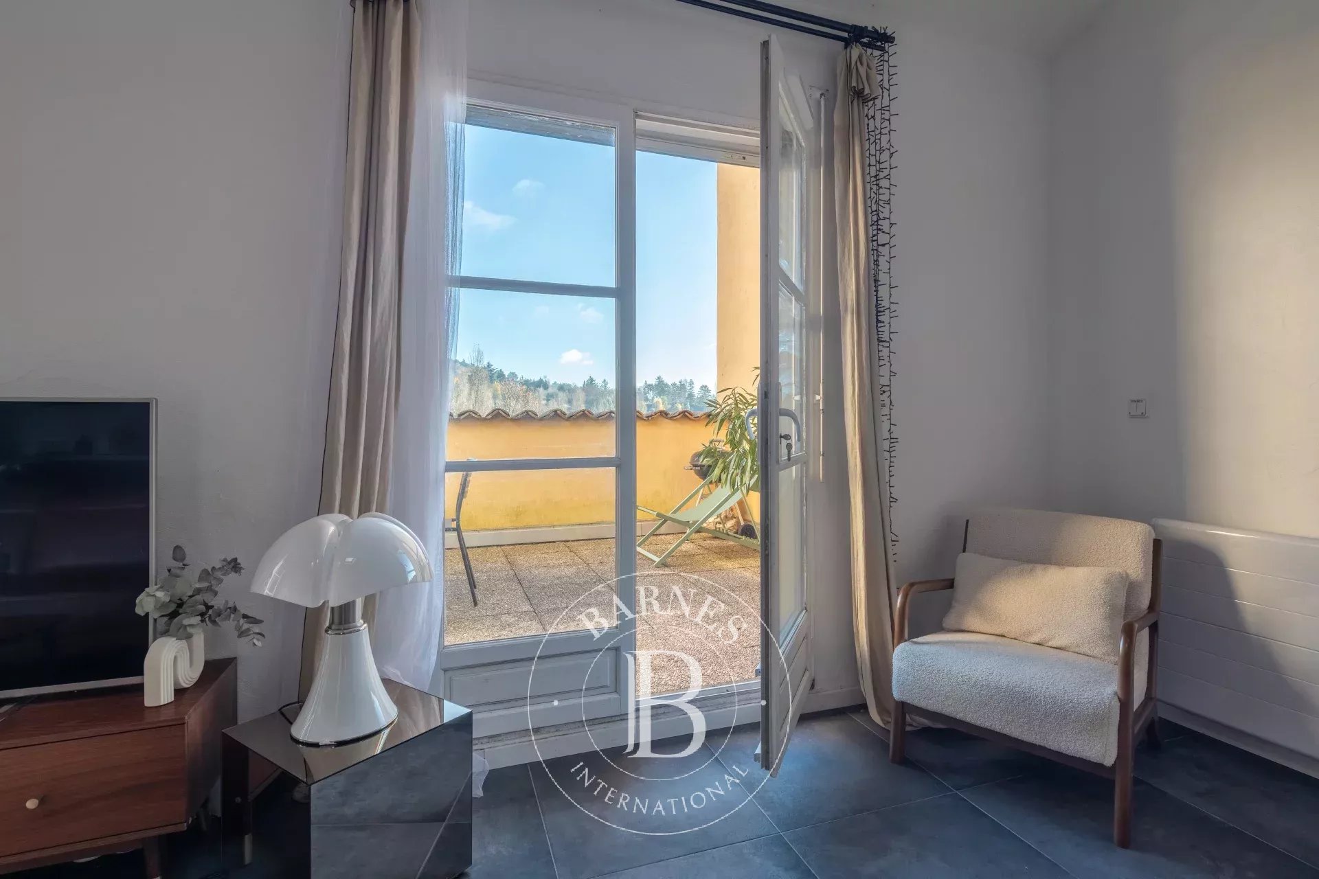 Daire Limonest - picture 6