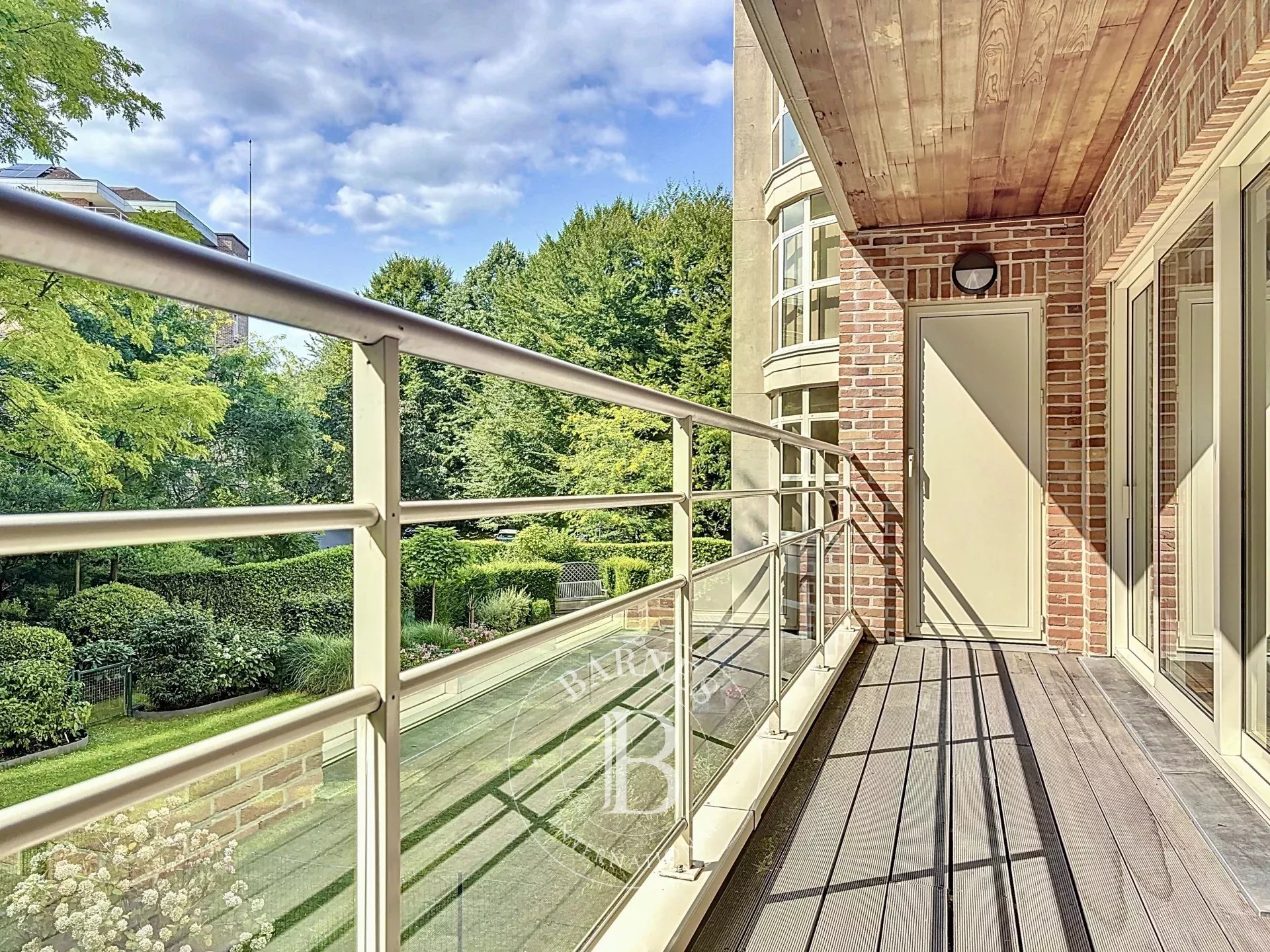 Roosevelt - Apartment 3 bedrooms, 2 bathrooms, terrace, garage