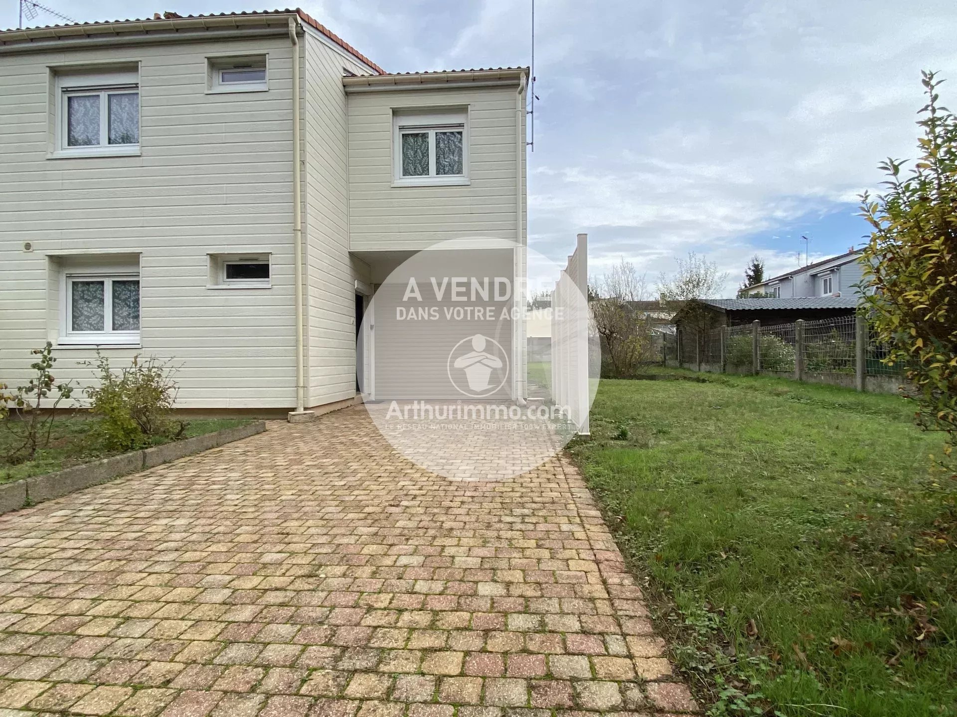 Agence immobilière de Arthurimmo.com Nantes-Vignoble Immobilier