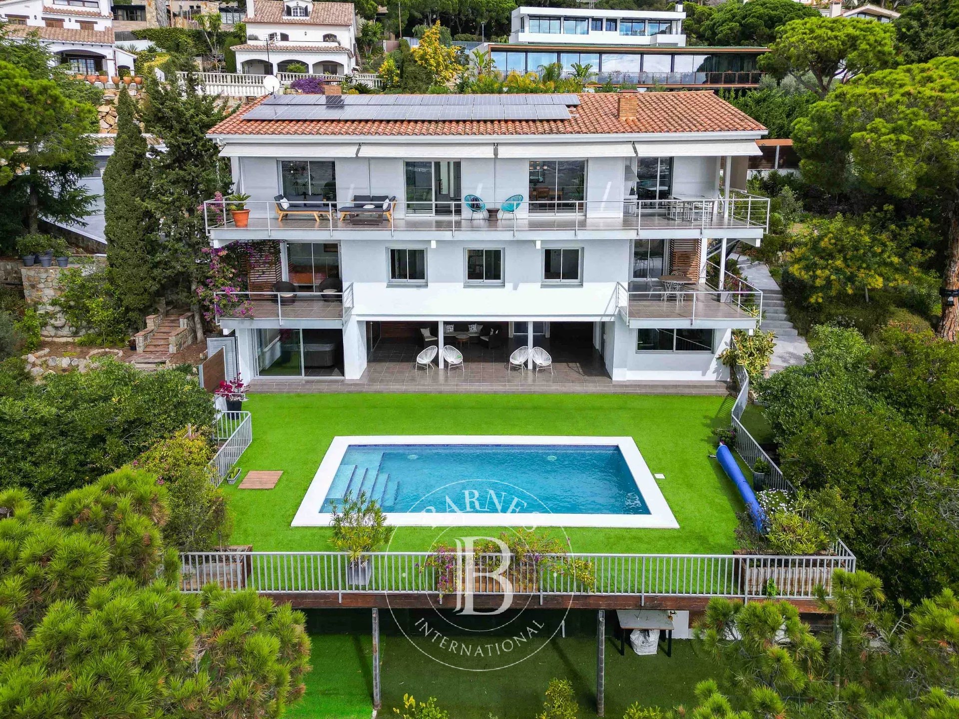 Maison Cabrils - picture 1