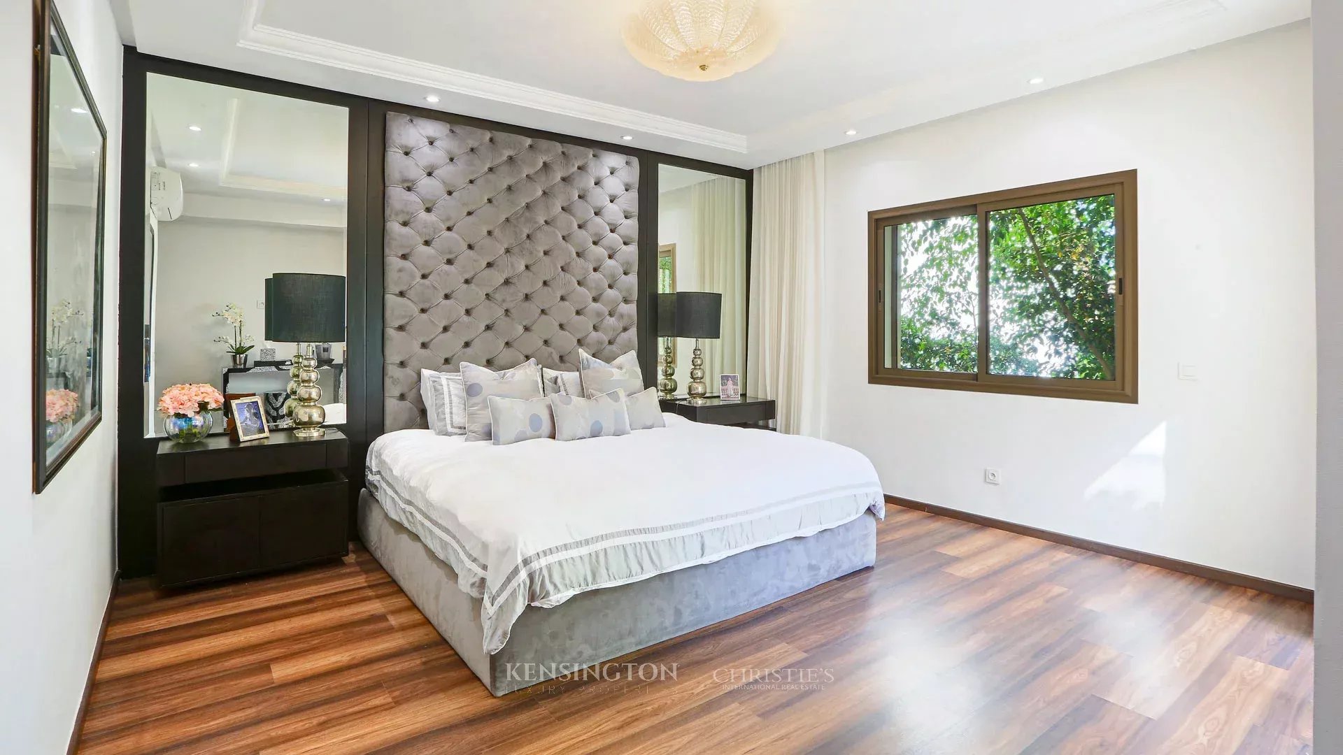 4 Bedroom Villa/Townhouse's Image 5