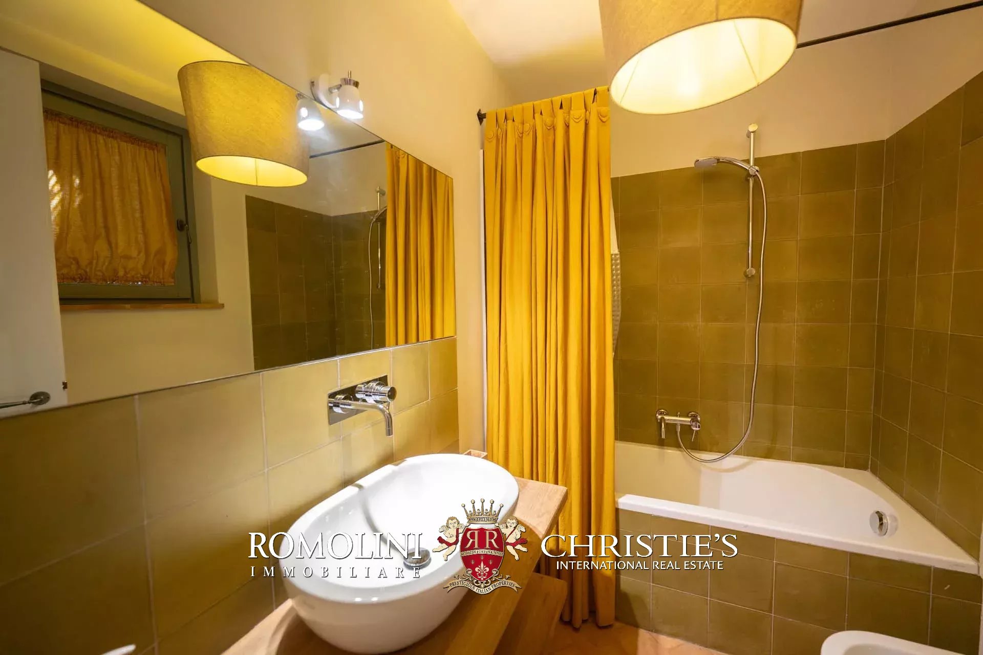 4 Bedroom Villa/Townhouse's Image 40