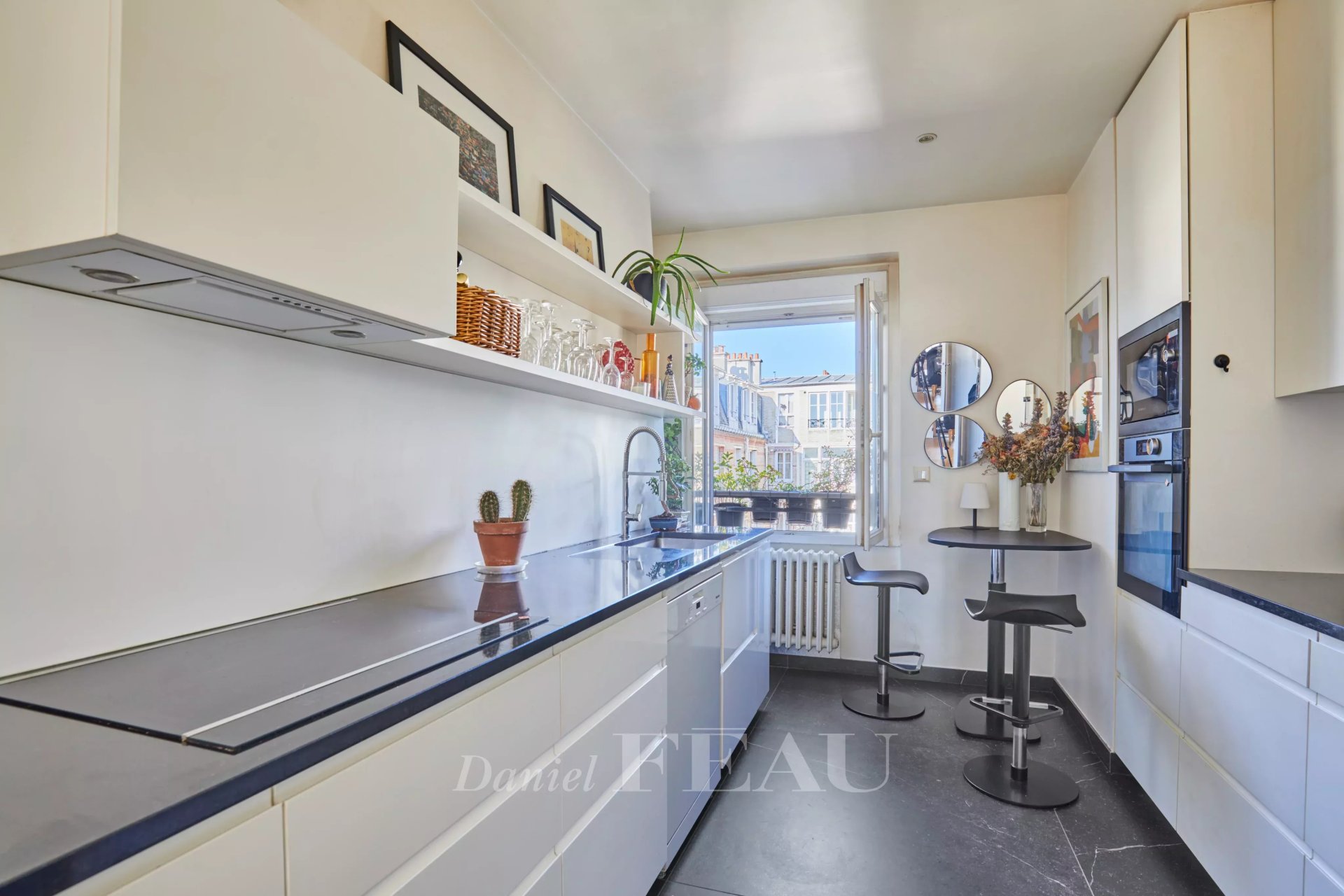 1 Bedroom Apartment/Flat's Image 3
