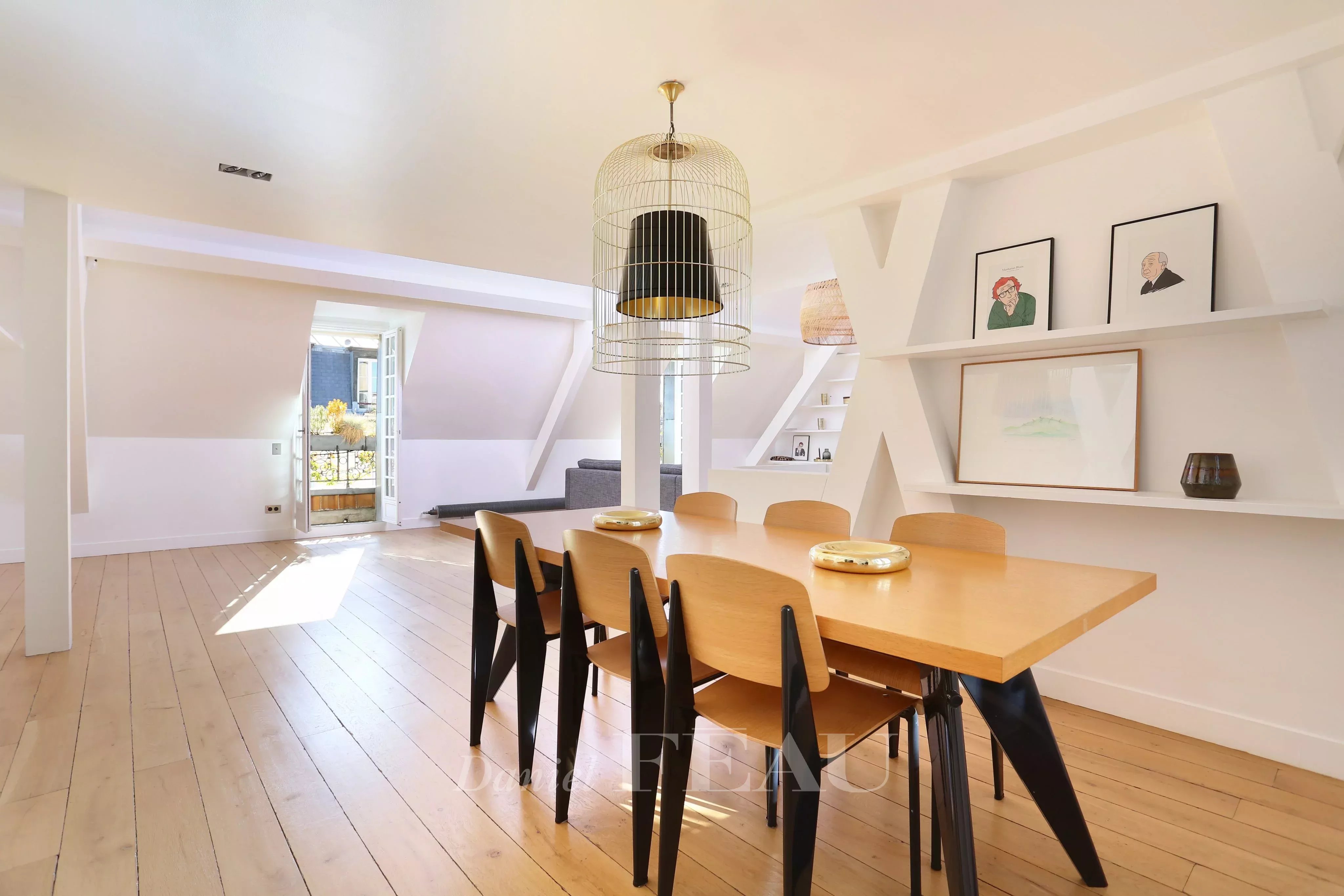 Dining room Wooden floor