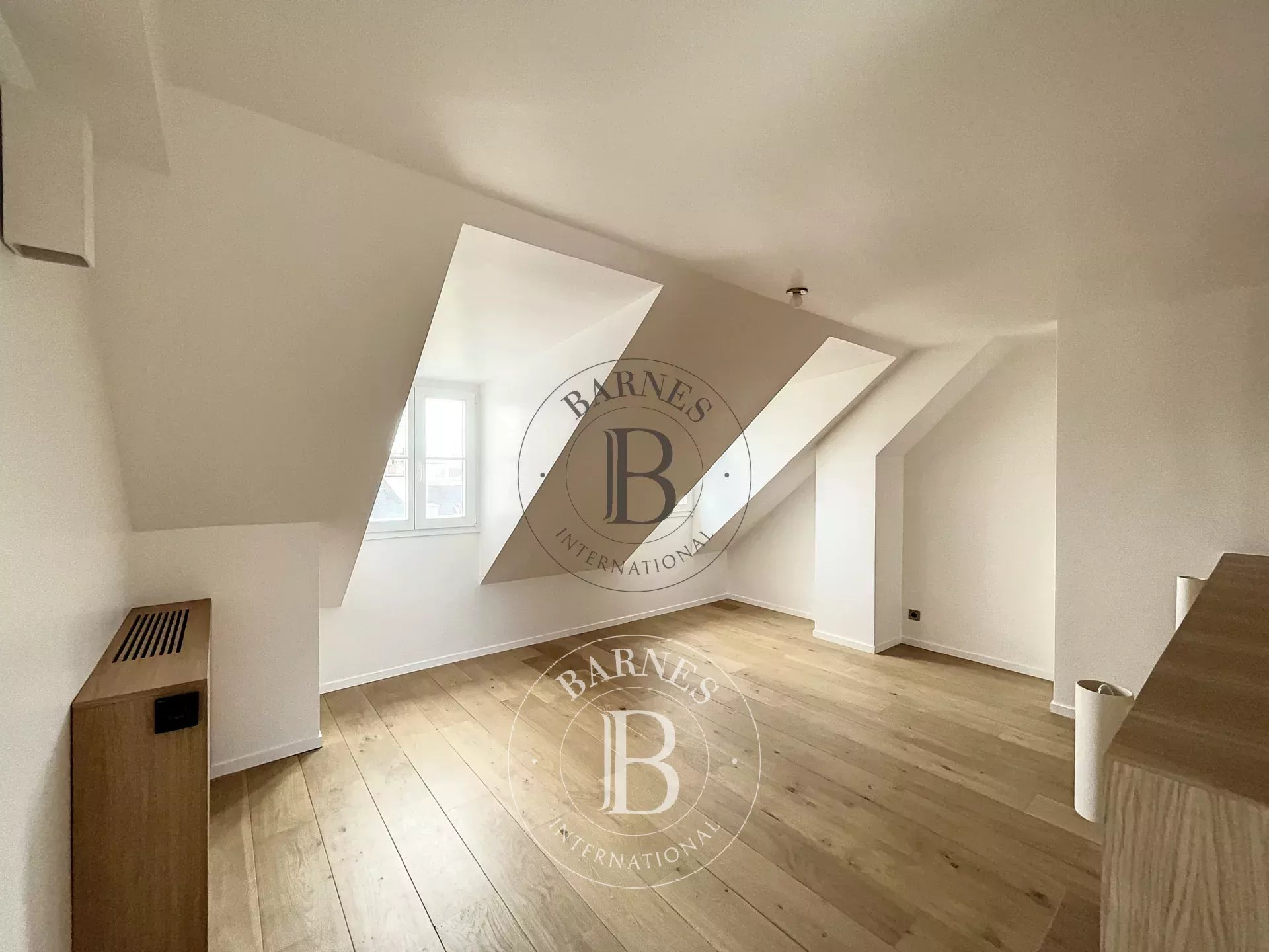 Daire Paris 8ème - picture 11