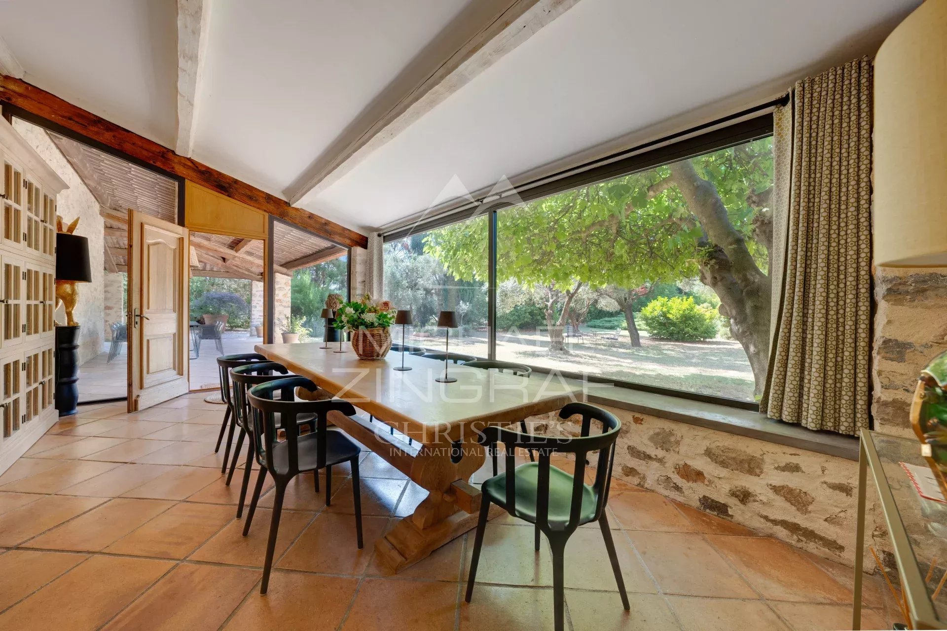 5 Bedroom Villa/Townhouse's Image 15