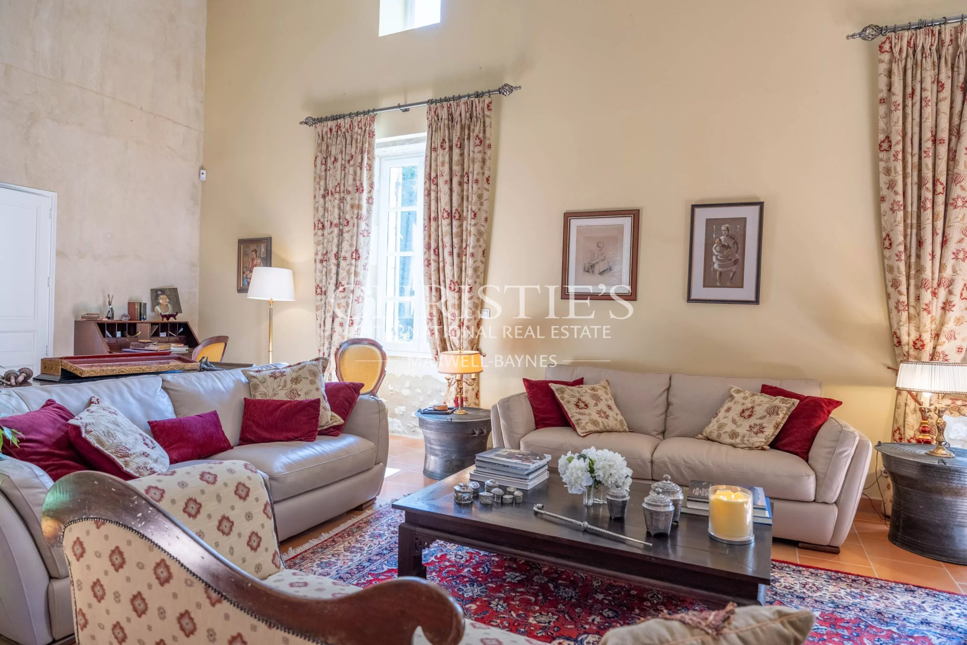 9 Bedroom Villa/Townhouse's Image 4
