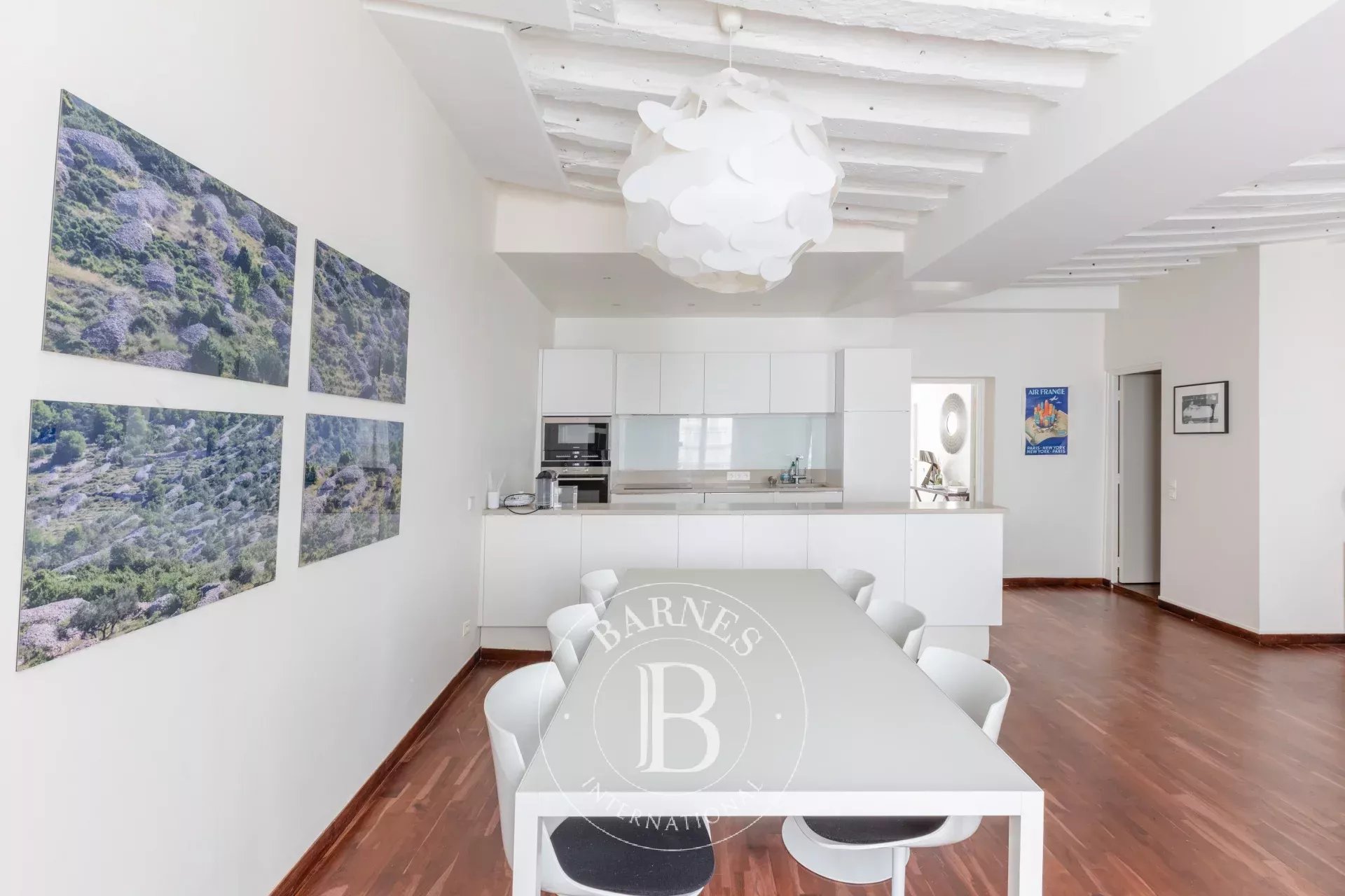 Daire Paris 3ème - picture 9