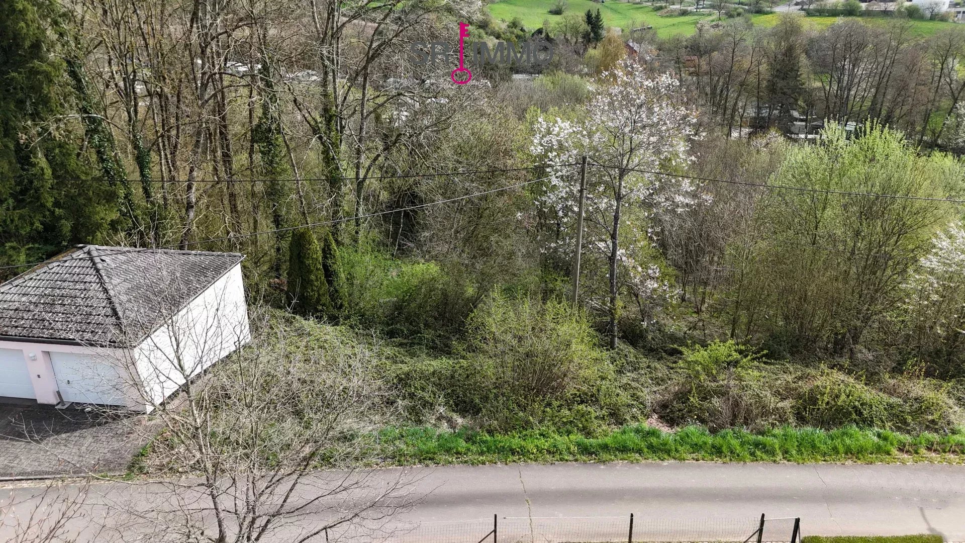 Attraktives Grundstück in sonniger Hanglage mit freier Aussicht und hoher Privatsphäre